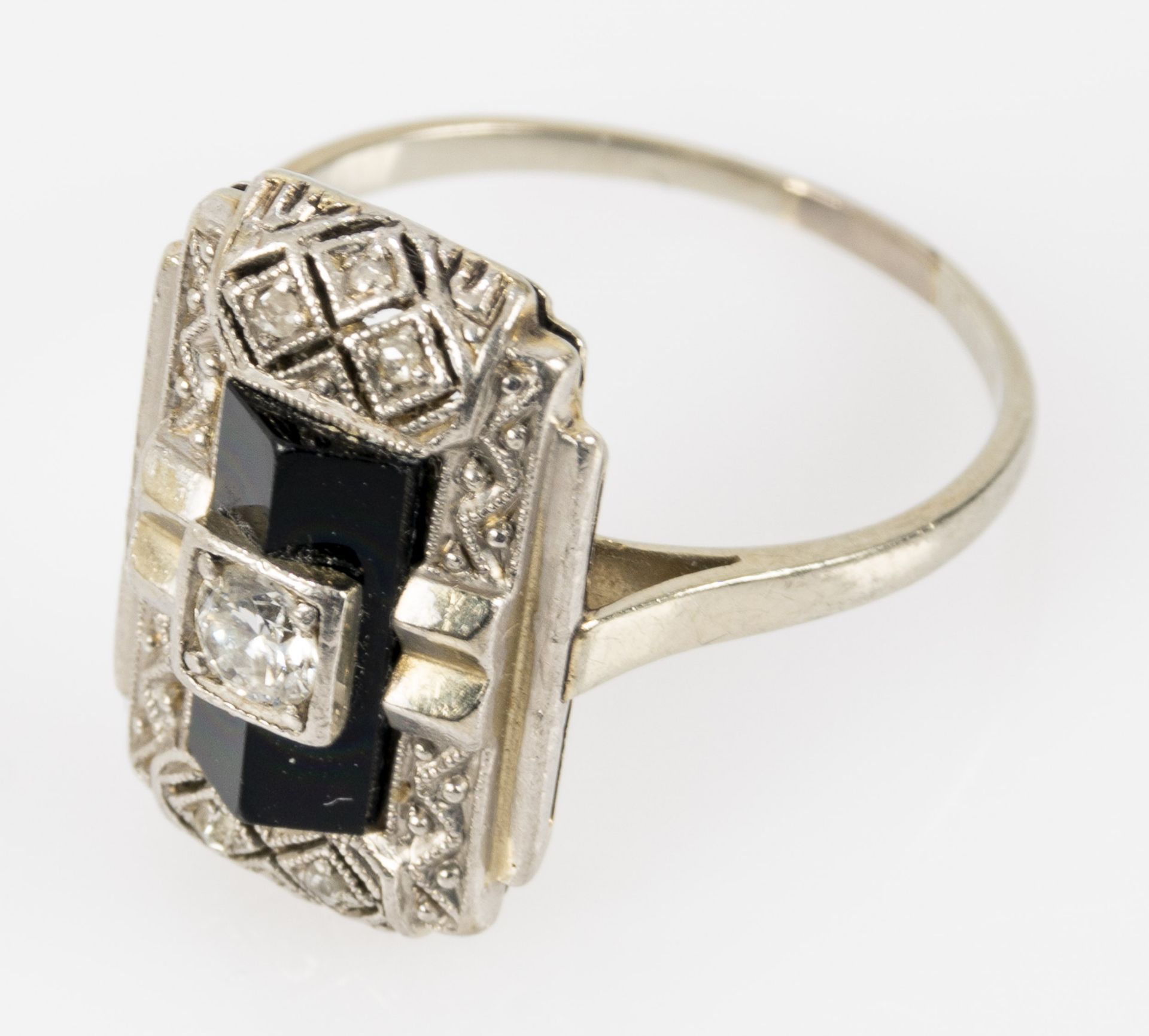 Feiner Art-Deco Damenring, 14 k Weißgoldfassung mit Onyx & Markasitenbesatz; mittig viereckig gefas - Bild 4 aus 7