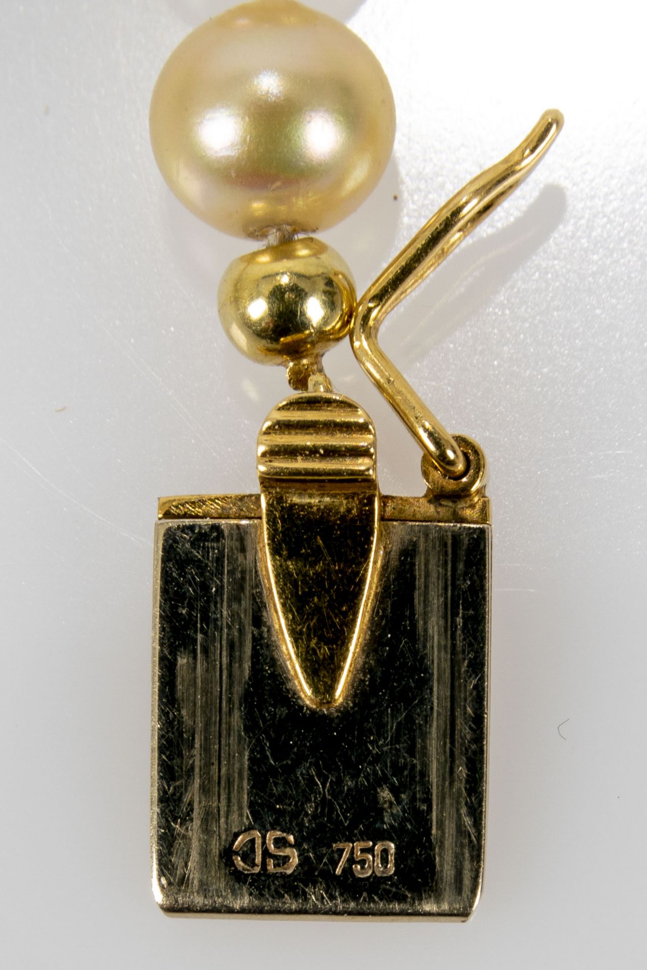 Einzigartiges 4-teiliges Schmuckset, bestehend aus eleganter Perlenkette, Fingerring und passendem  - Bild 16 aus 16