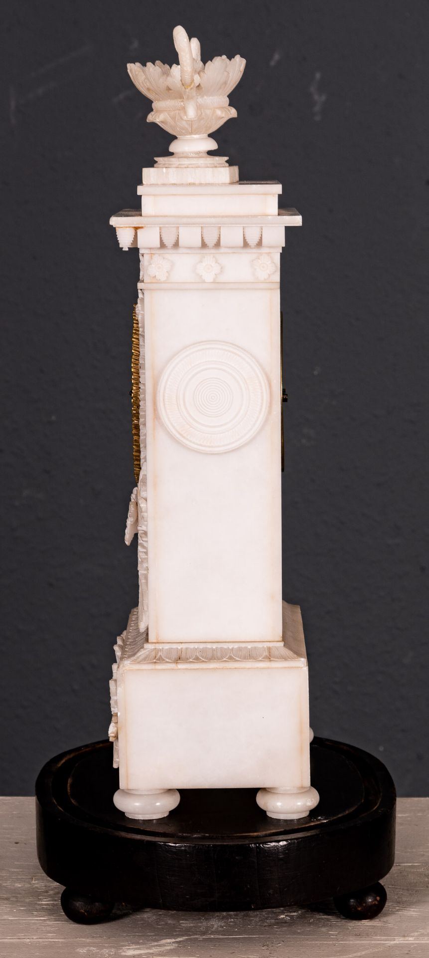 Imposante Kaminuhr/ Pendule, aufwändig gestaltetes ca. 44 cm hohes, rechteckiges, von Blumenschale  - Bild 6 aus 21