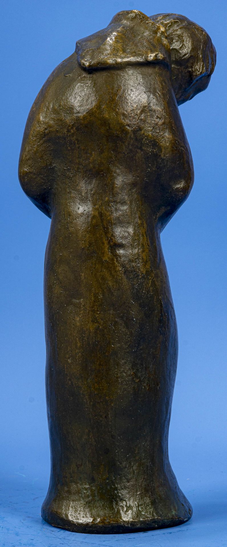 "Mönch mit Taube", bräunlich patinierte, stehende Bronzefigur des Bildhauers Heinz Bentele ( 1902-  - Bild 5 aus 12