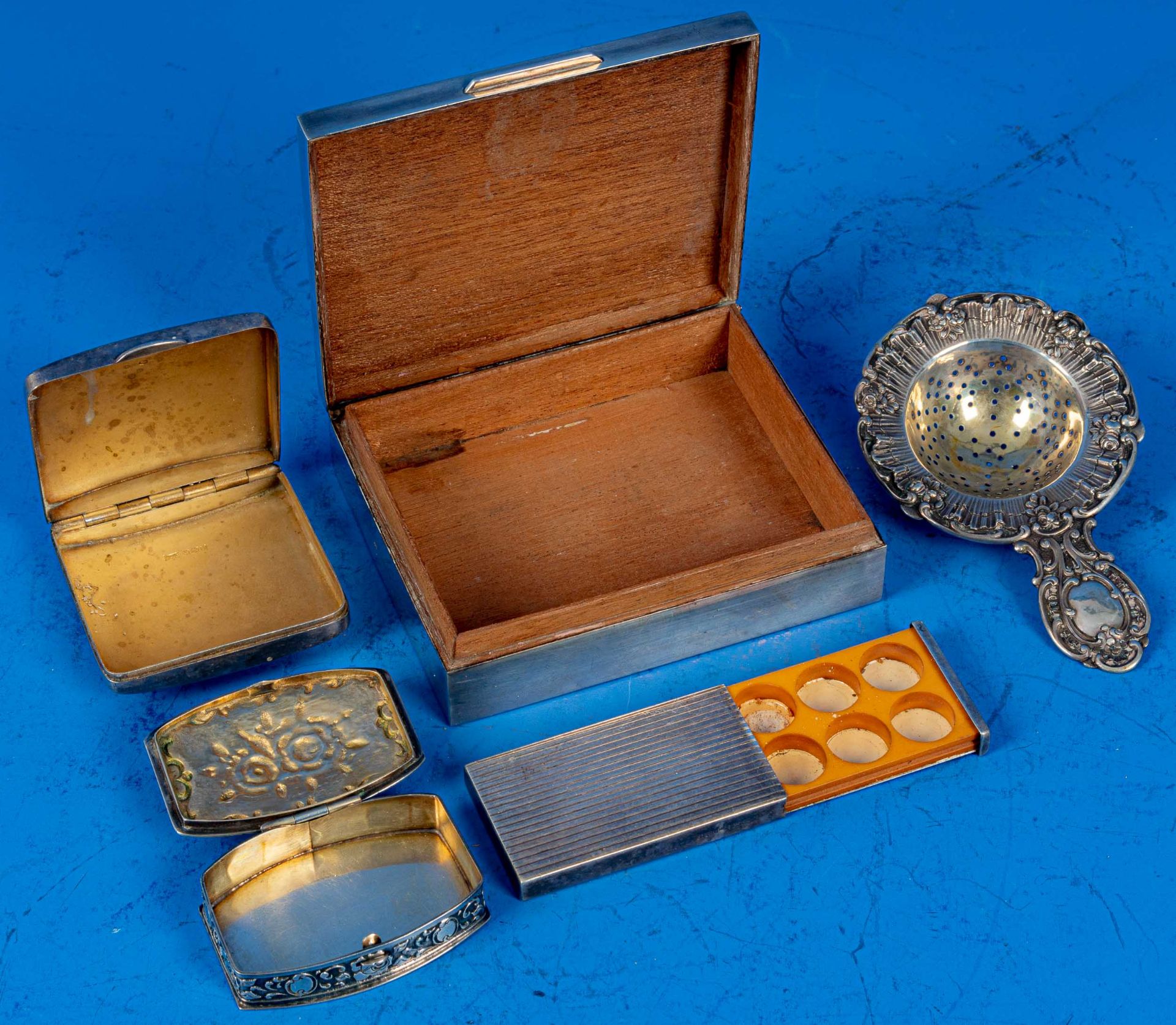 11tlg. Sammlung verschiedener Silberwaren, überwiegend Silber; versch. Alter, Größen, Materialien, - Image 3 of 6