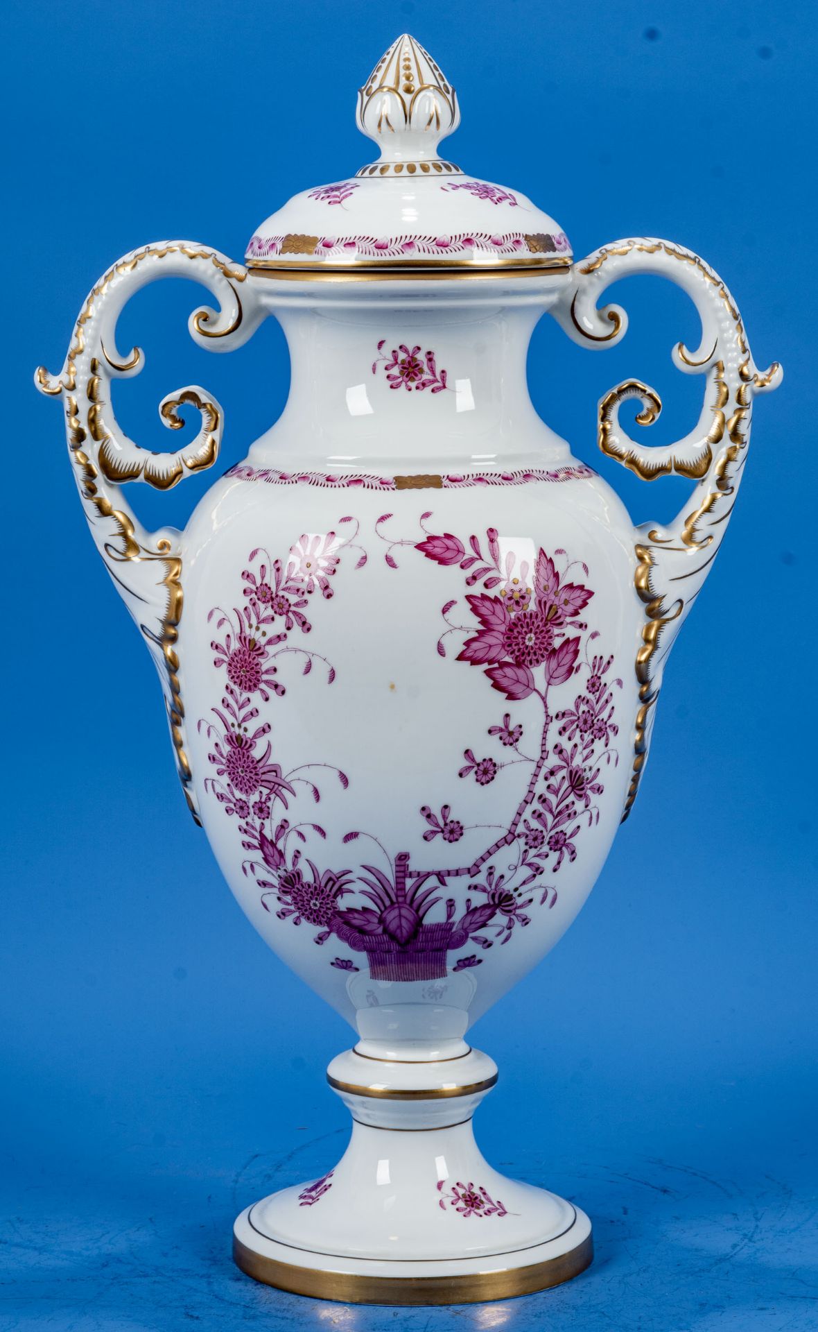 Prachtvolle Amphoren - Vase, Herend ,  Apponyi - Dekor mit äußerst reicher Vergoldung; ca. 49 cm ho - Bild 9 aus 15