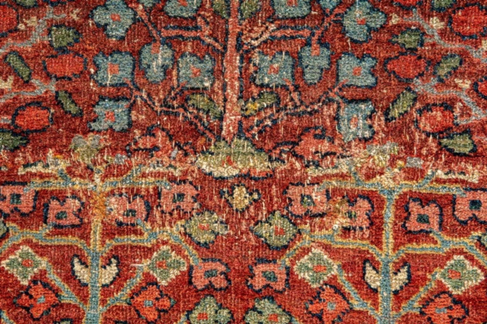 Früher nordwestpersischer Teppich, Mitte 18. Jhdt. oder früher. Format ca. 480 x 232 cm. Schafschur - Image 24 of 27
