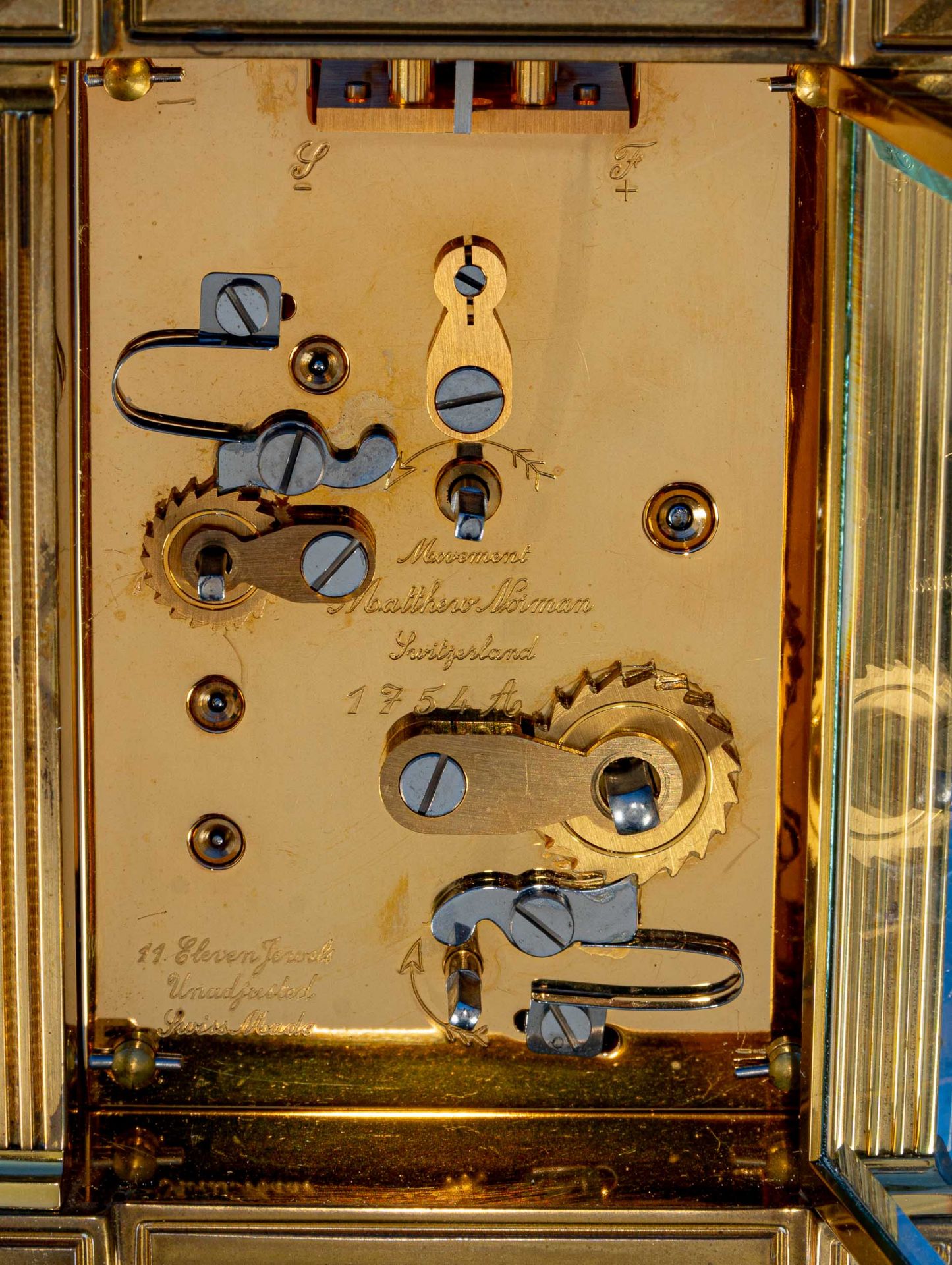 Ältere "MATTHEW NORMAN" Reiseuhr, sog. CARRIAGE CLOCK, rundum verglastes, schweres Messinggehäuse, - Image 8 of 12