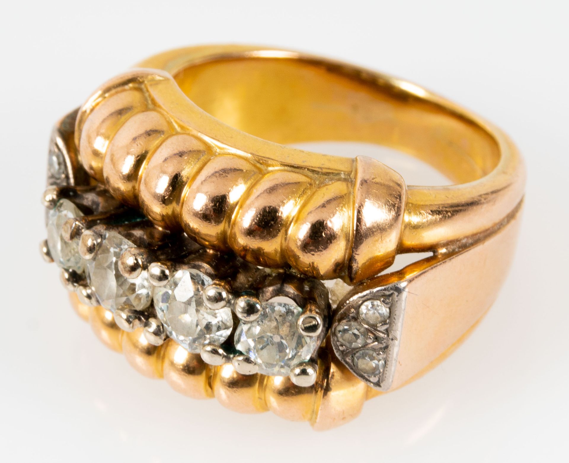 Üppiger Damenring aus 18 kt. Rotgold. Mittelaufbau mit 4 Diamanten im Brillantschliff, auf den Ring - Bild 4 aus 6