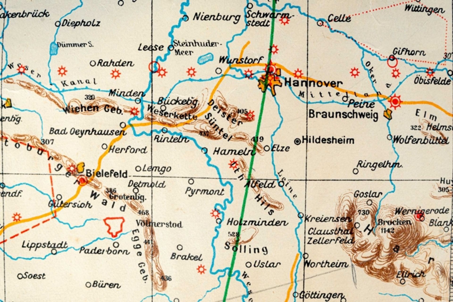 "LUFTNAVIGATIONSKARTE" der deutschen Luftwaffe um 1938; ca. 54,5 x 67 cm, Erhaltungsmängel, Randsc - Image 9 of 11