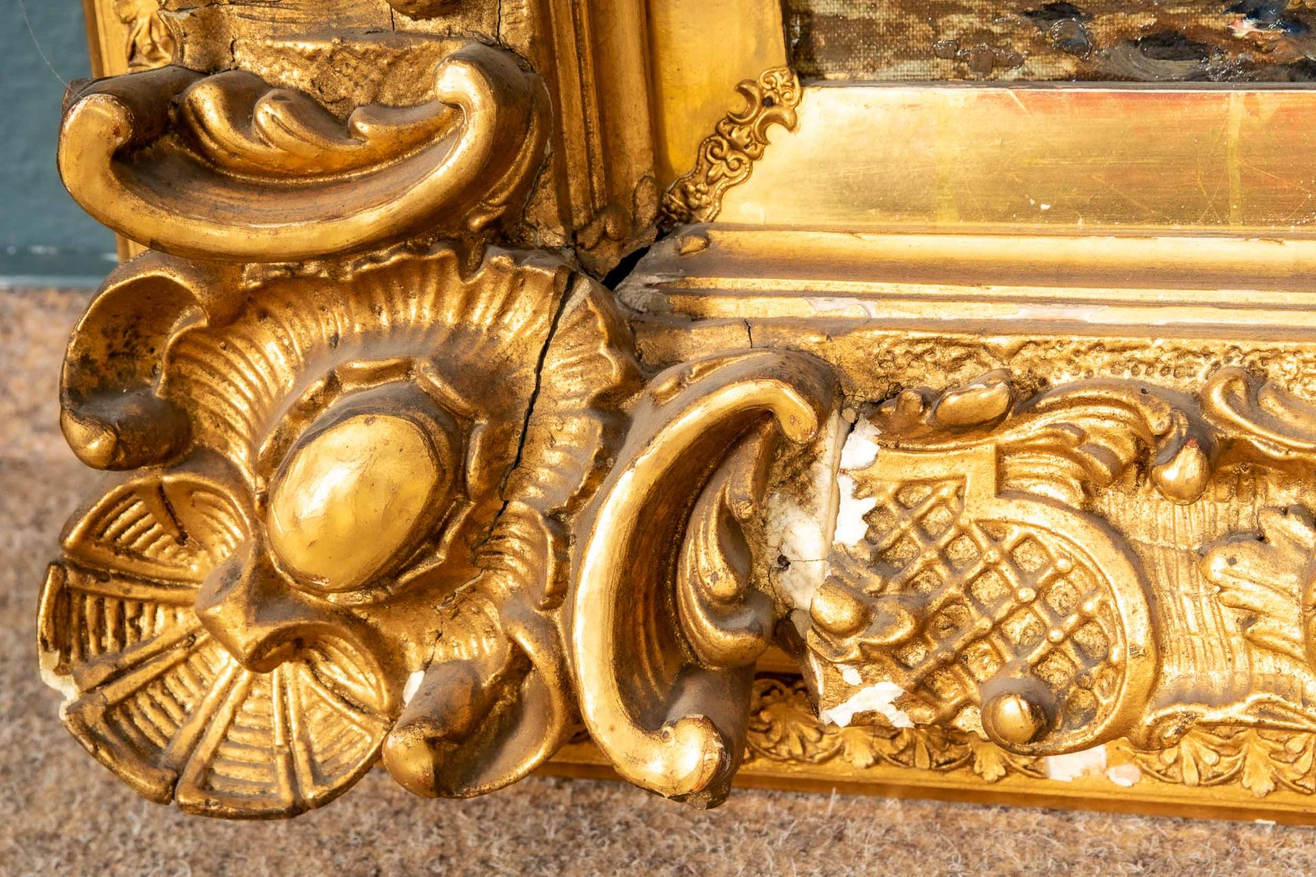 Paar dekorativer Historismus-Goldstuckrahmen um 1900; Falzmaße je ca. 54 x 81 cm, max. Außenmaße je - Bild 15 aus 17
