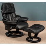 "STRESSLESS" - Sessel mit passendem Hocker, schöner gebrauchter Erhalt. Schwarzes Leder.