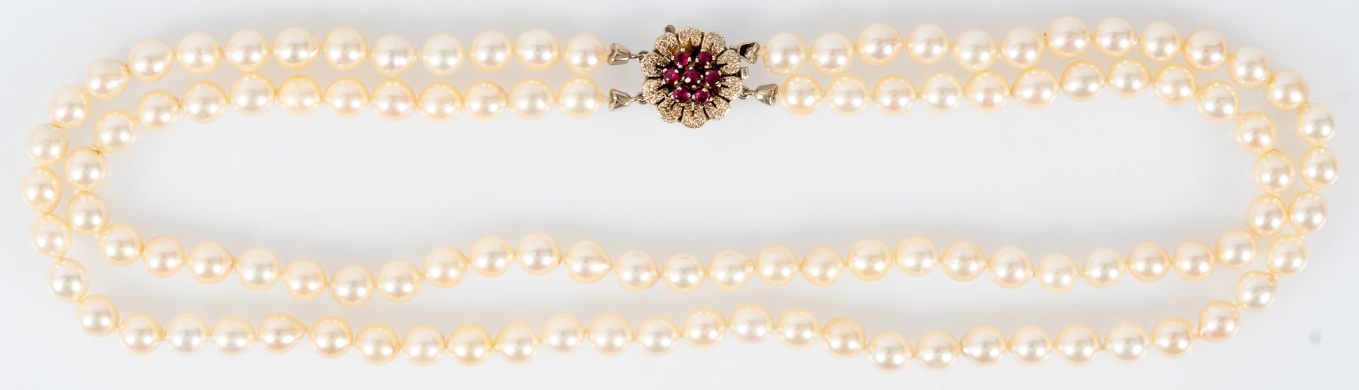 Doppelreihige, champagnerfarbene Perlenkette mit blütenförmigem 585er Weißgold-Sicherheitsverschlus - Bild 4 aus 7