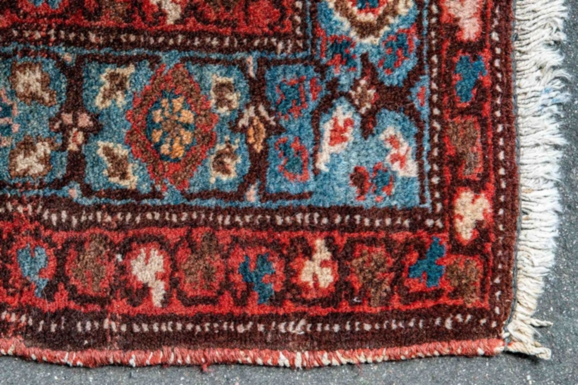 Alte oder antike indigoblau-grundige Teppichgalerie, Iran Mitte 20. Jhdt., ca. 102 x 528 cm. Stärke - Bild 6 aus 11