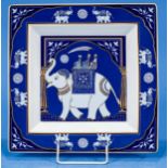 Große quadratische Schale, Rosenthal Weißporzellan mit "Elefanten" - Dekor in Blau- & Goldtönen. Se