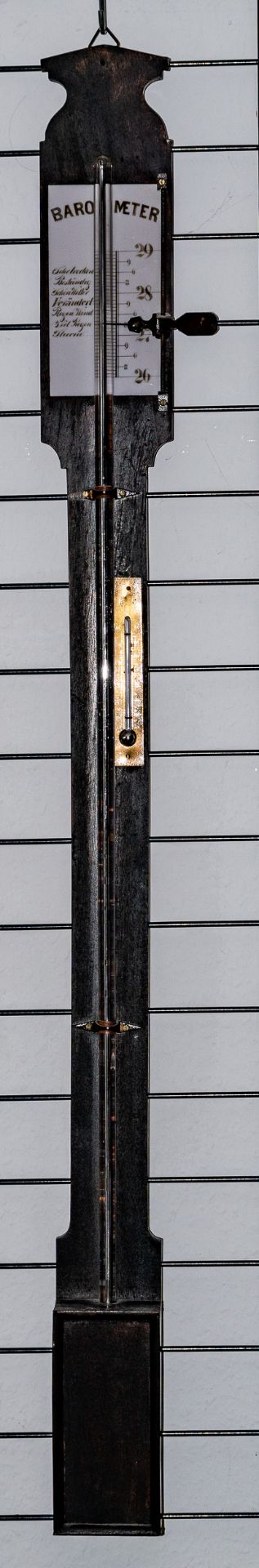 Antikes Stab-Barometer, deutsch um 1900/20, dunkel gebeiztes Eichenholz mit Barometer und Thermomet