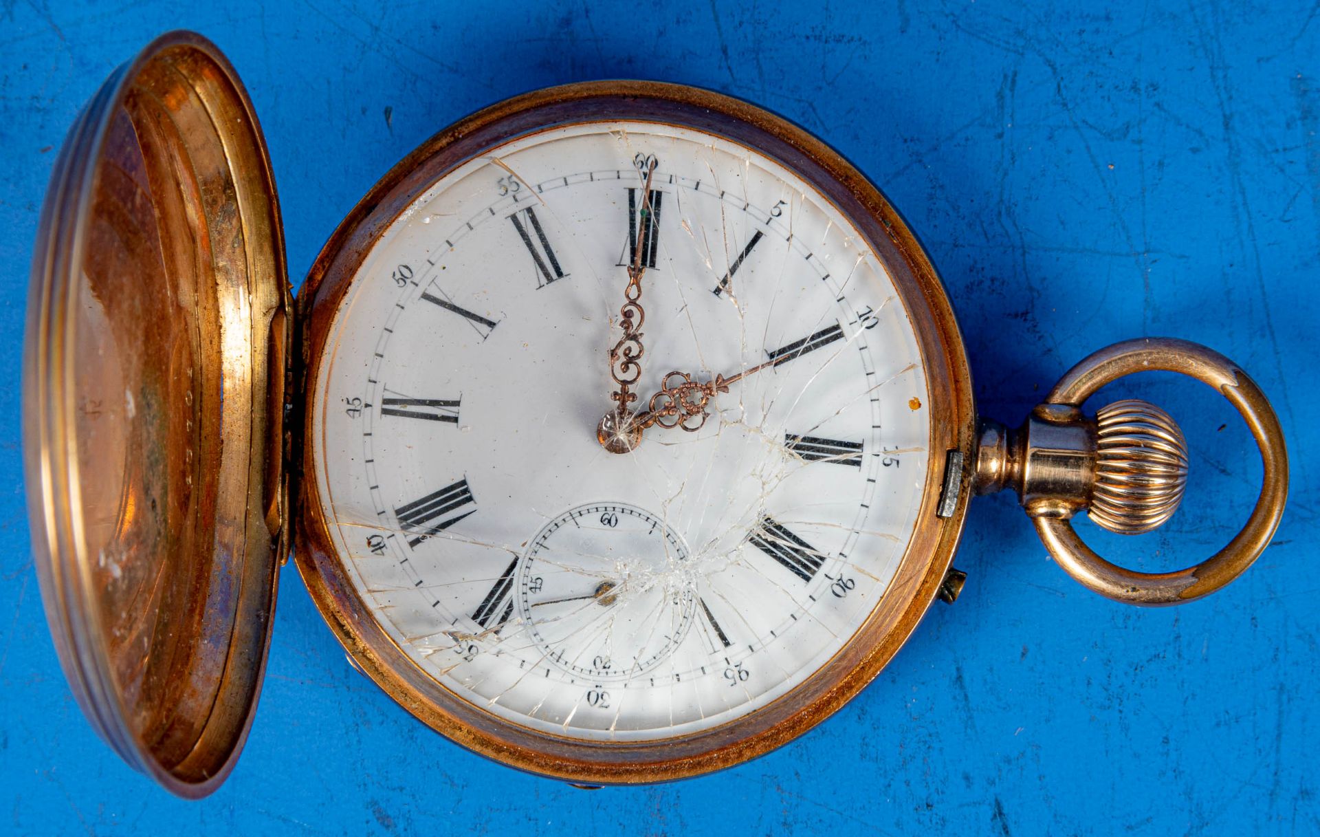 Antike Sprungdeckeltaschenuhr um 1900, vergoldeter Staubdeckel, Glas defekt, Werk ungeprüft, Gehäus