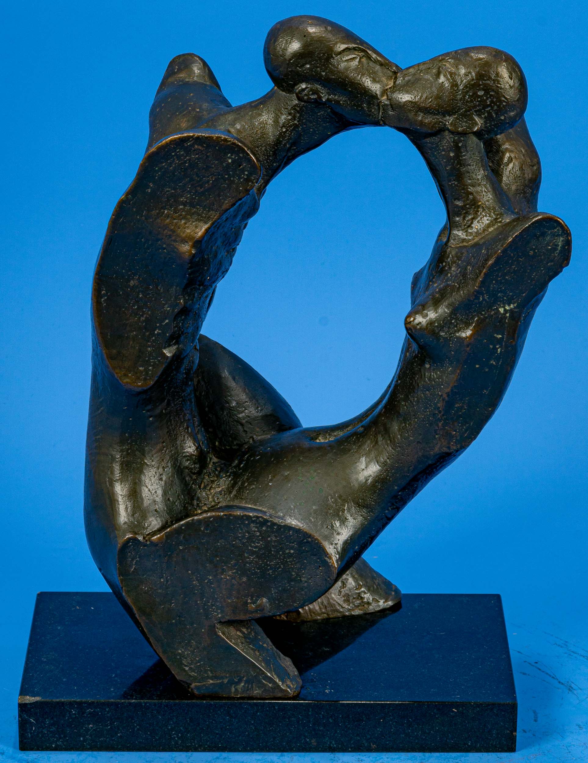 SERGEY MUSAT (geb. 1959 St. Petersburg): "Der Kuss" - dunkelbraun patinierte, modernistische Bronze - Image 8 of 14