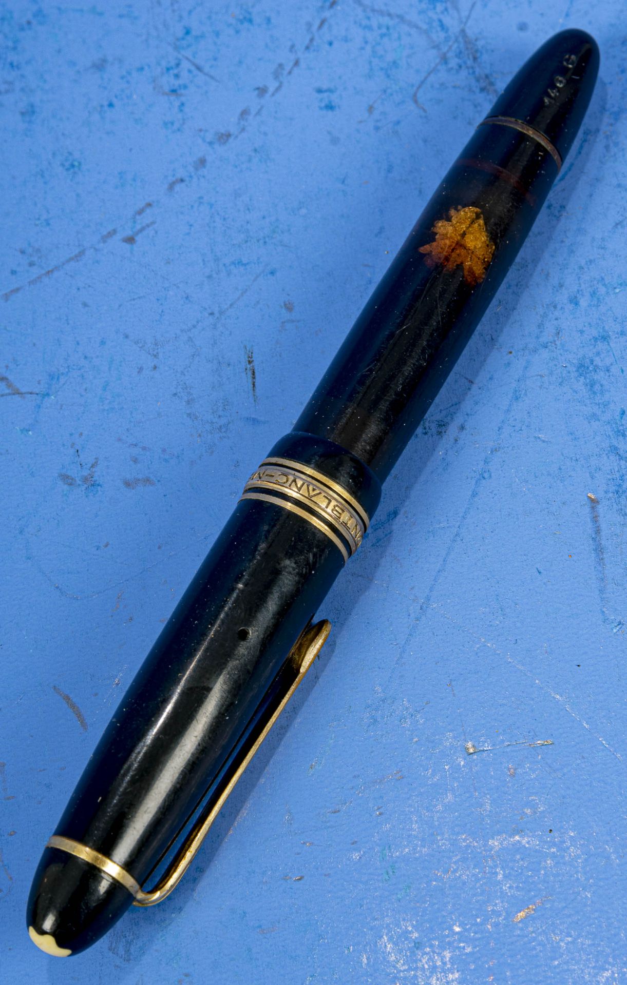 "MONT - BLANC" Meisterstück, Kolbenfüller ( Modellno. 140 G), Korpus beschädigt, Länge ca. 13,5 cm;