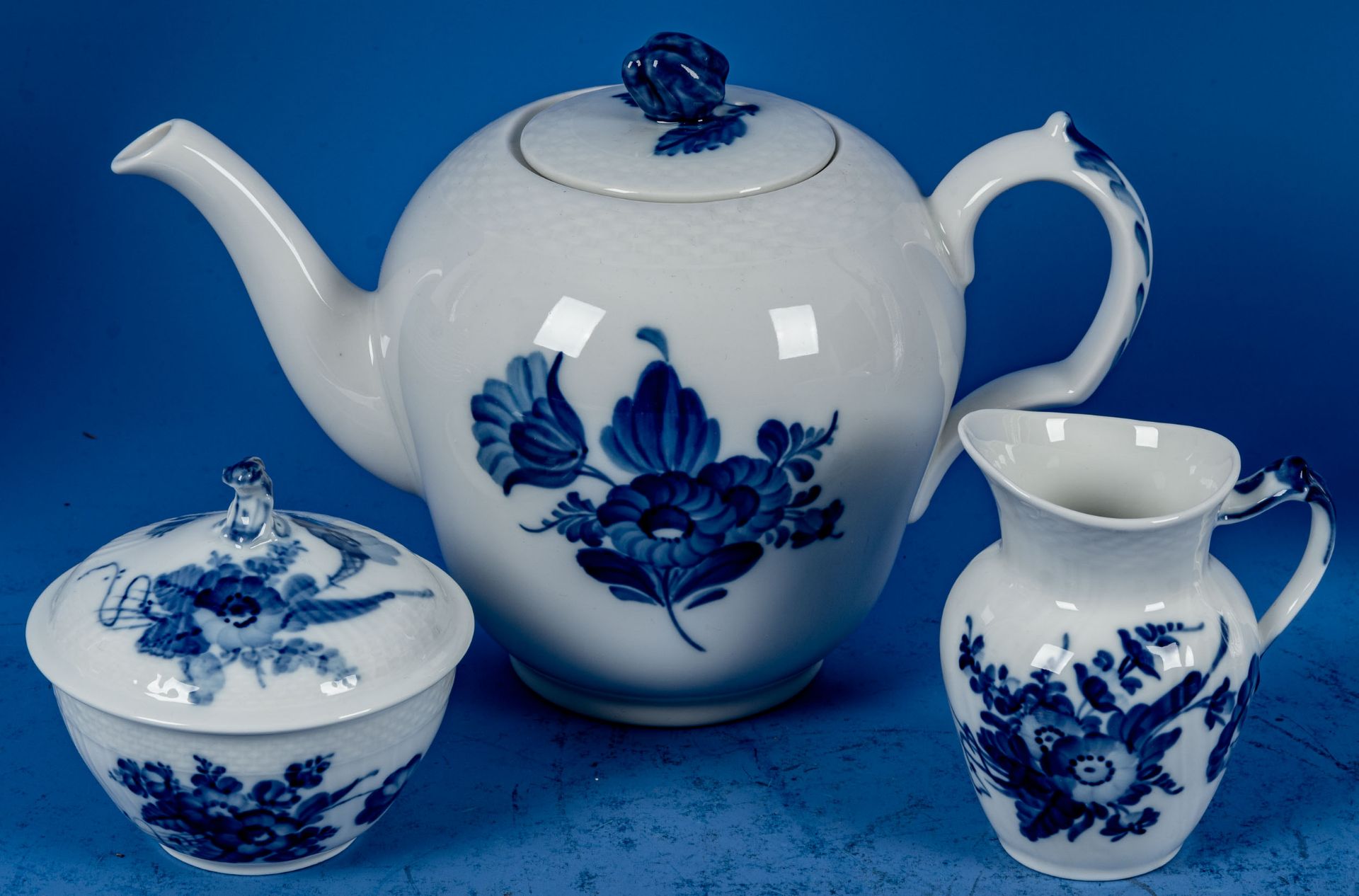 41teiliges Teeservice für 12 Personen, Royal Copenhagen, königlich dänisches Weißporzellan mit blau - Bild 4 aus 9