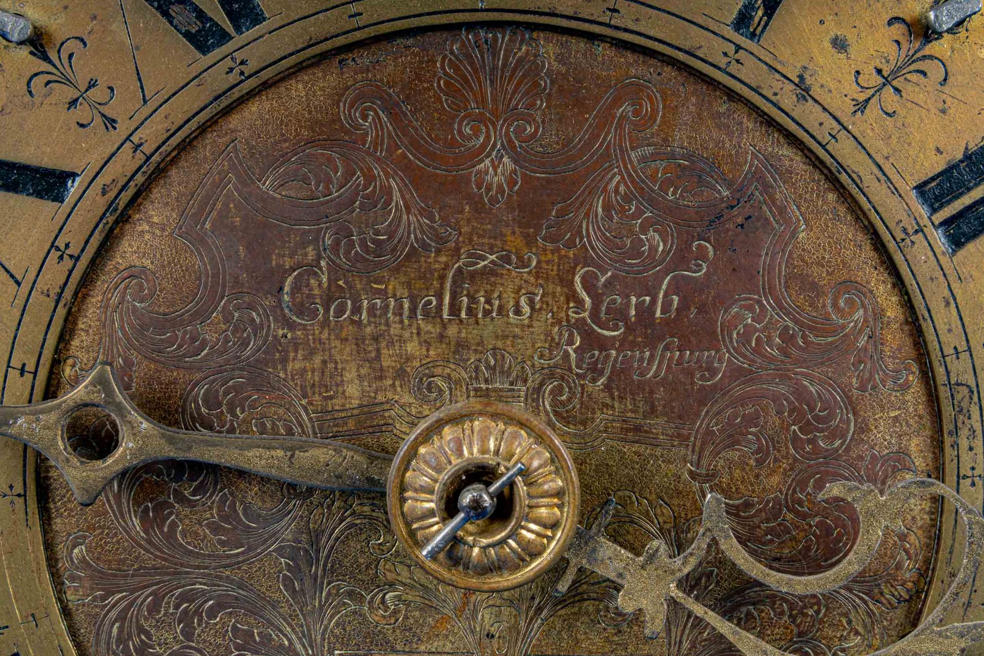 Antikes Standuhren-Uhrwerk, auf dem Ziffernblatt bez.: "Cornelius Lerp Regenspurg". 2. Drittel 18.  - Bild 7 aus 12