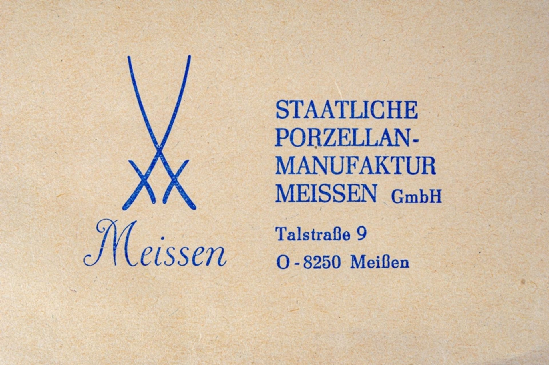 Meissener "Harlekin"-Dose, sächsisches Weißporzellan der 1990er Jahre mit Goldrand, Domino-Malerei  - Bild 13 aus 14