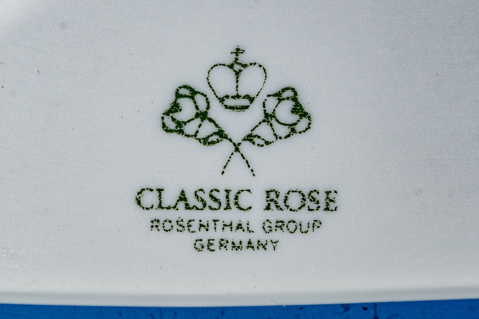 Folge von 4 Frühstücksbrettern, Rosenthal "Classic Rose" ( ähnlich "Maria Weiß"); schöner, gebrauch - Bild 4 aus 4