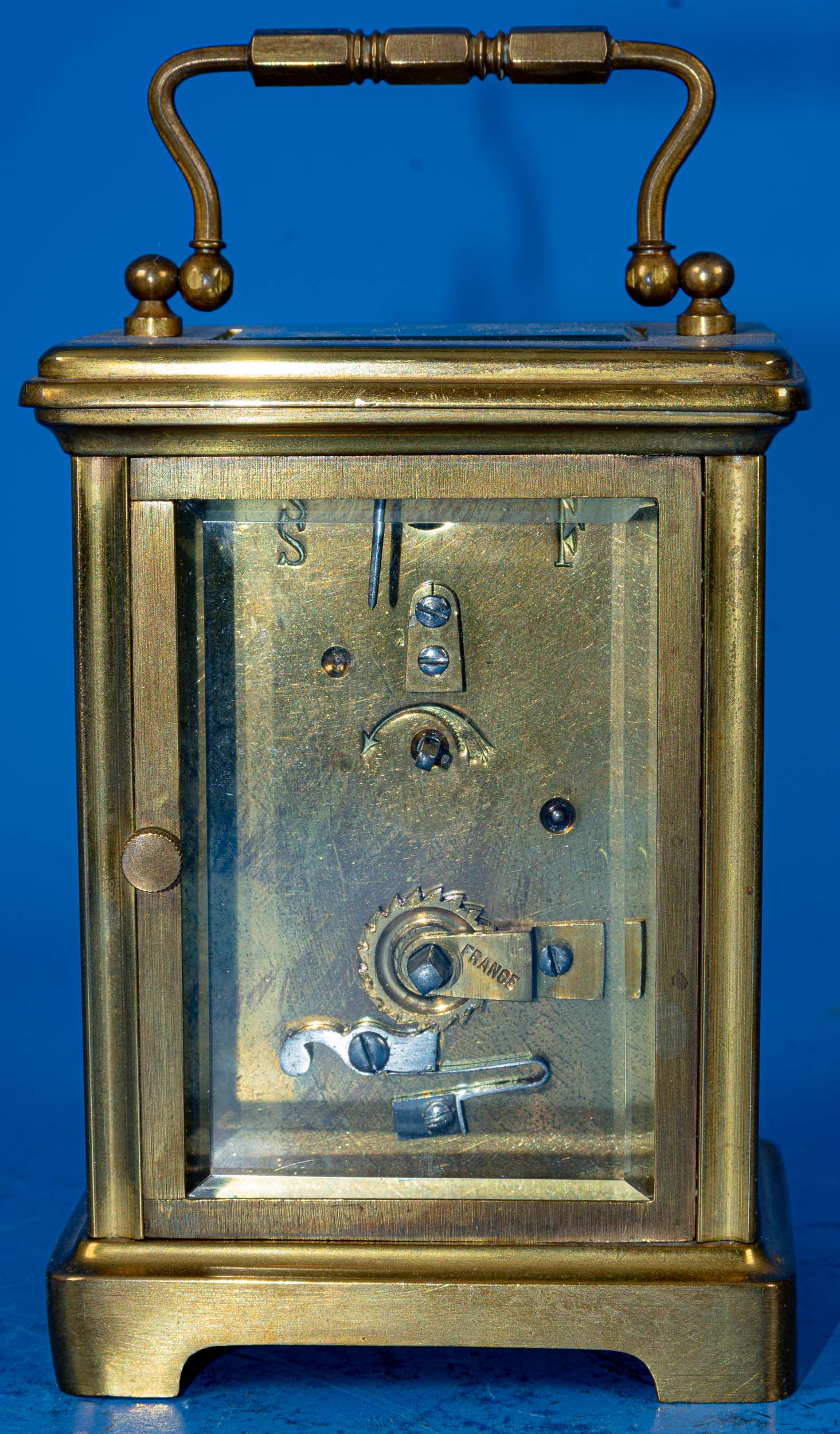 Antike französische Reiseuhr, sogen. "Carriage Clock", rundum verglastes Messinggehäuse, arabische - Image 6 of 10