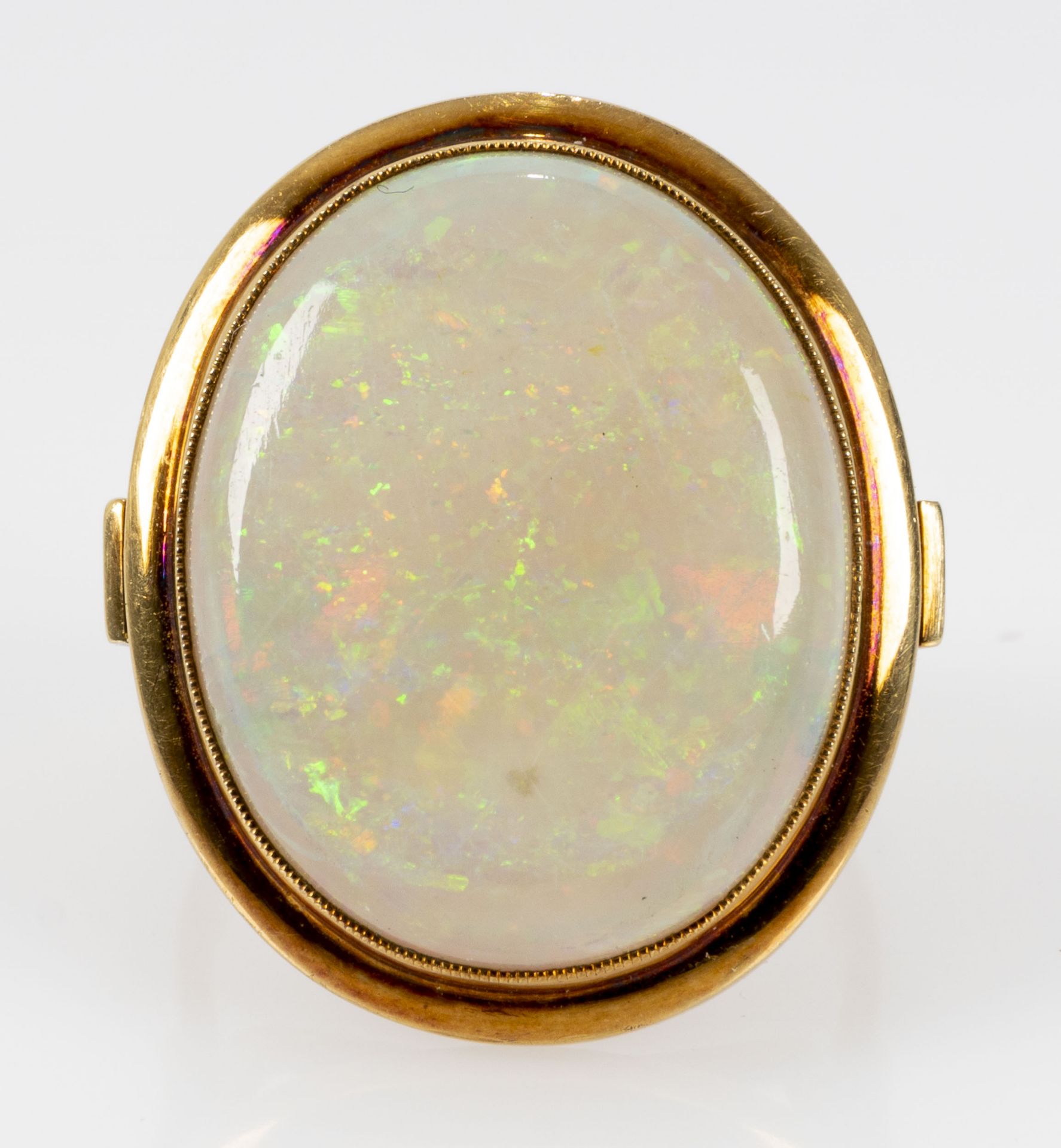 Großer Opal-Ring, 14 k Gelbgoldfassung, der Ringkopf mit eingefasstem ca. 18 x 22 mm großen Opal-Ca - Bild 3 aus 7