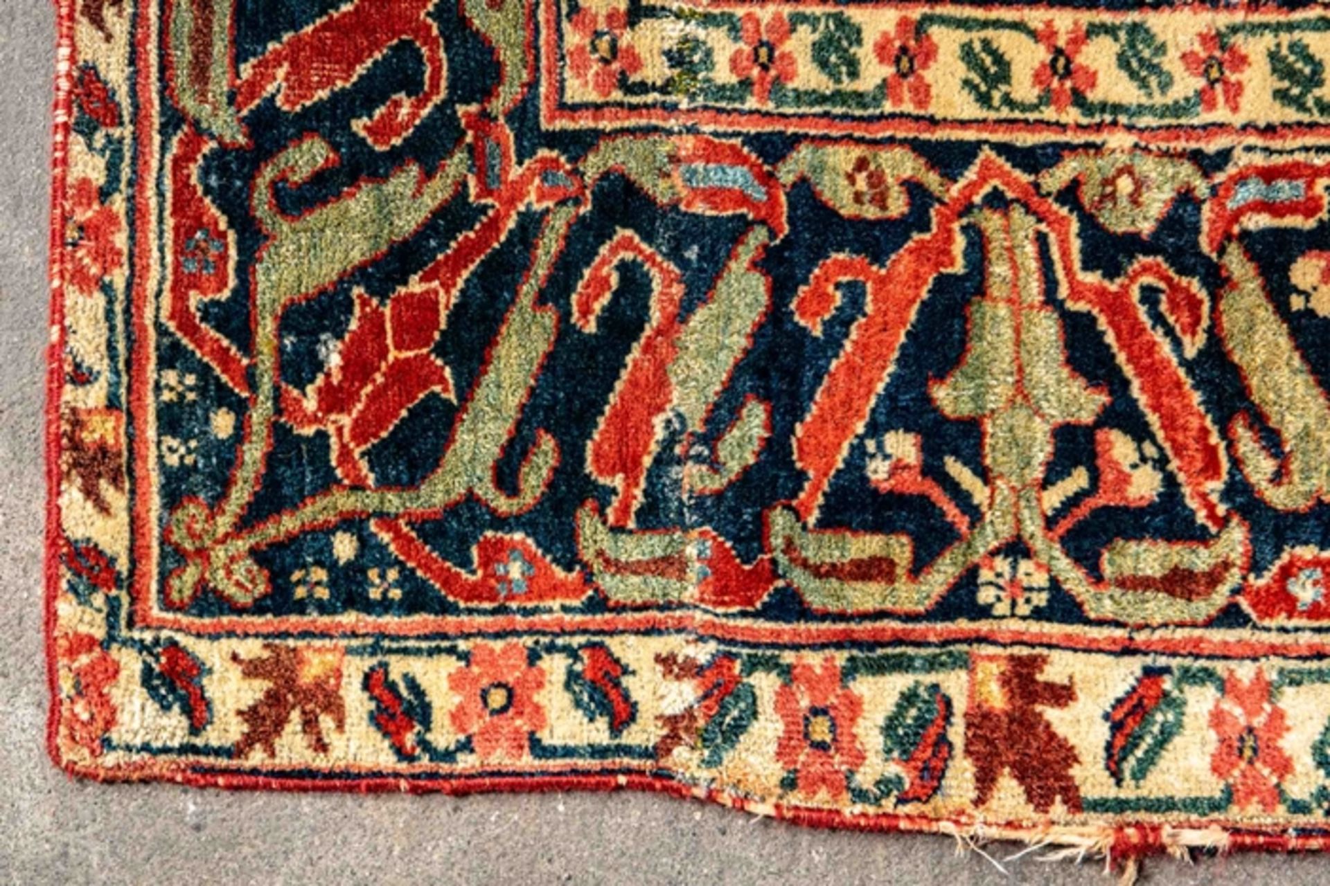 Früher nordwestpersischer Teppich, Mitte 18. Jhdt. oder früher. Format ca. 480 x 232 cm. Schafschur - Image 21 of 27