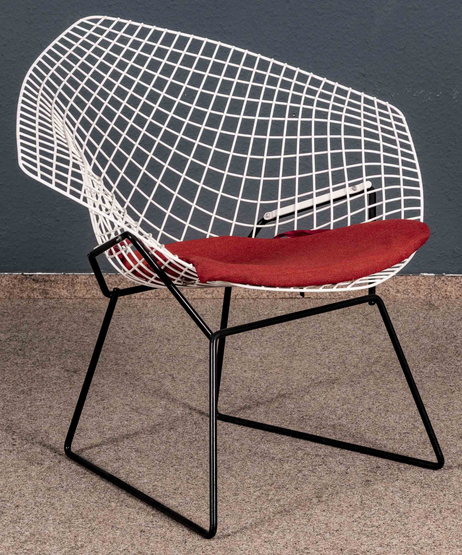 "DIAMOND" - Sessel, Entwurf Harry BERTOIA ( 1915 - 1978), Ausführung Knoll International. Weiß besc - Bild 3 aus 7