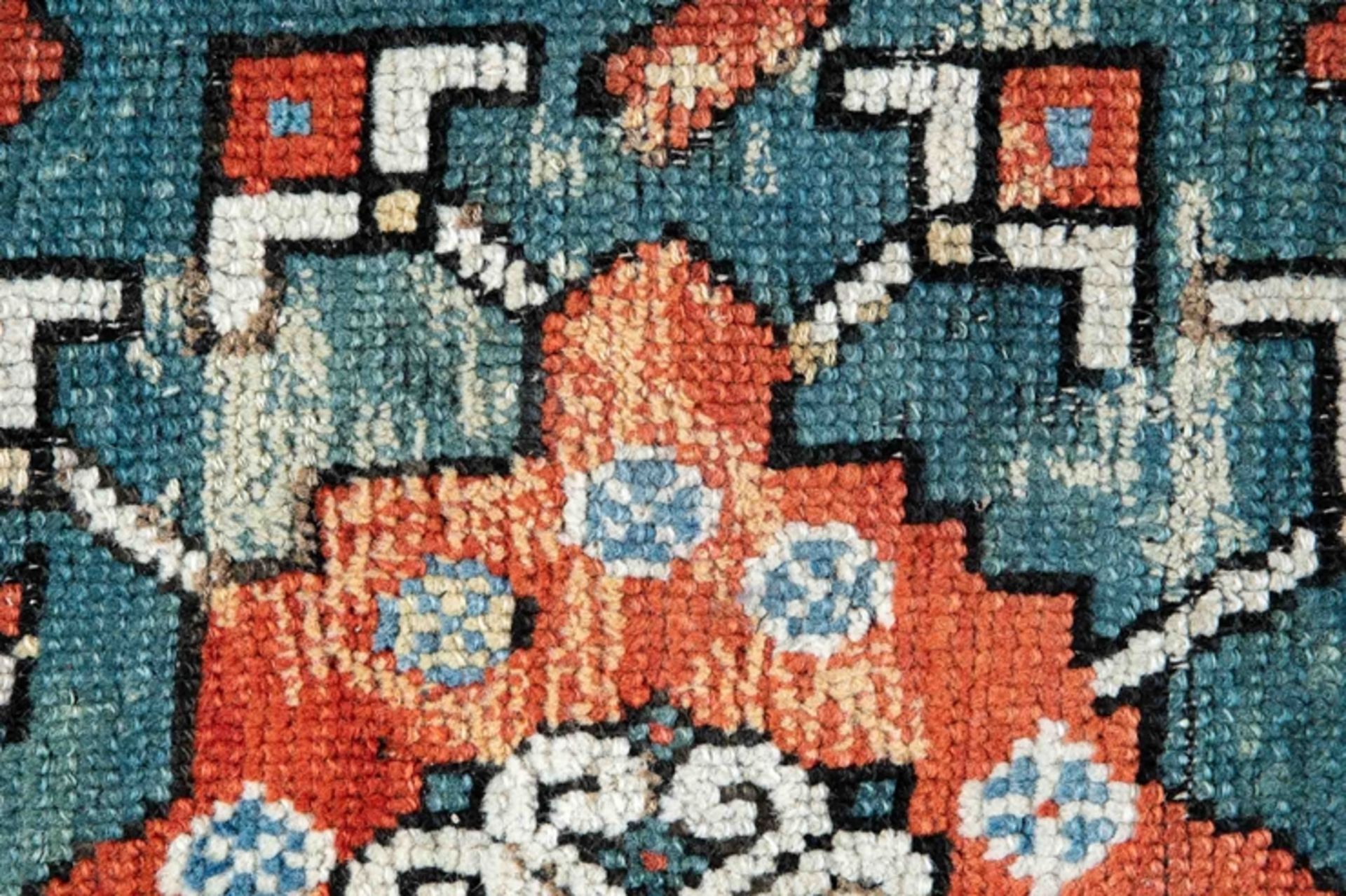 Älterer oder antiker kaukasischer Teppich, sogenannter Gartenteppich, Fond mit 6 "Gärten", hing jah - Bild 6 aus 7