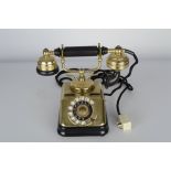 Älteres Wählscheiben - Telefon in historischer Optik der Marke "ExPoGa - DANMARK" von 1972; gebrauc