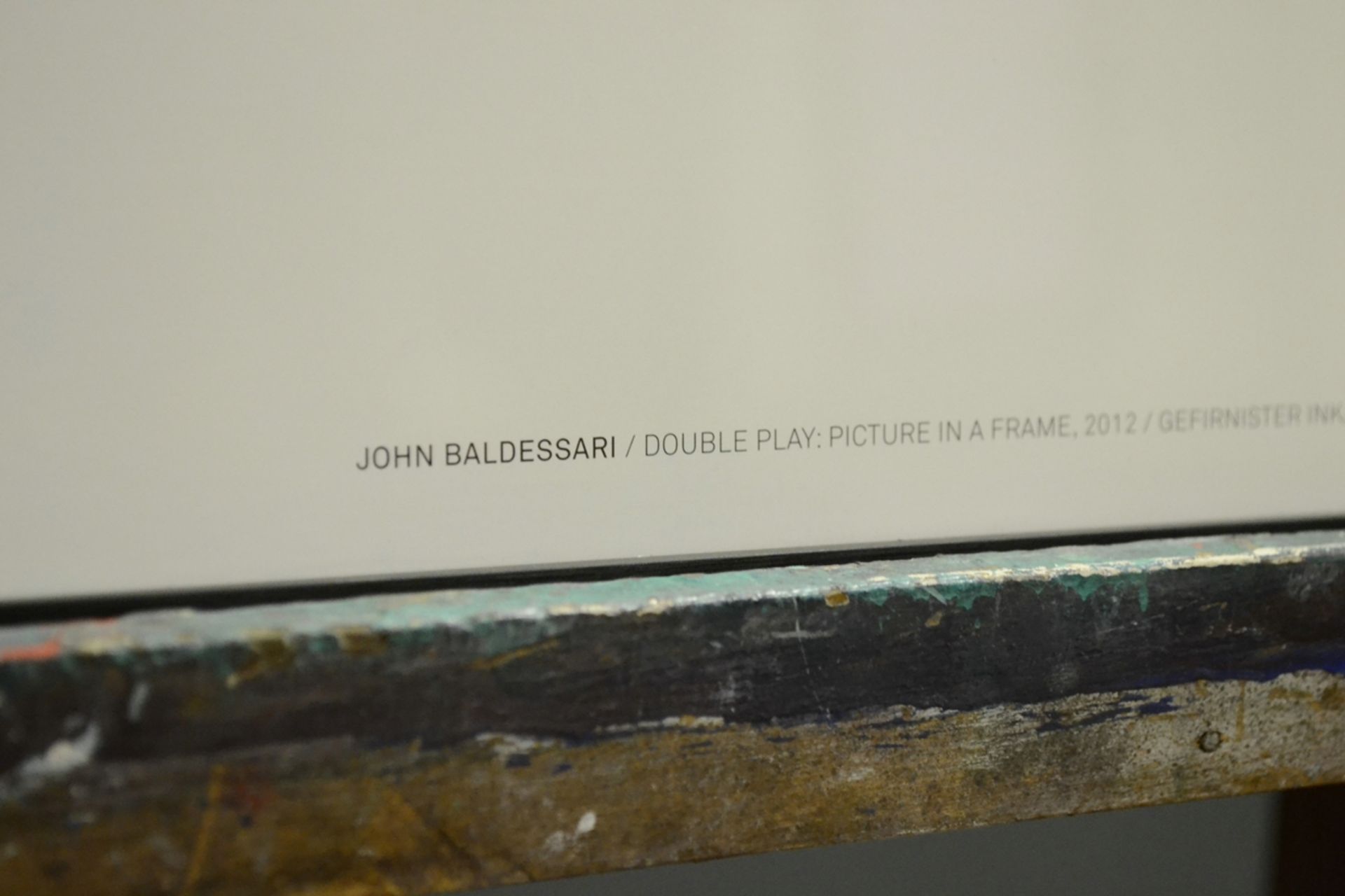 "Picture in a frame" - hinter Glas gerahmter Farbdruck von 2012, nach einem Entwurf von John Baldes - Image 2 of 2