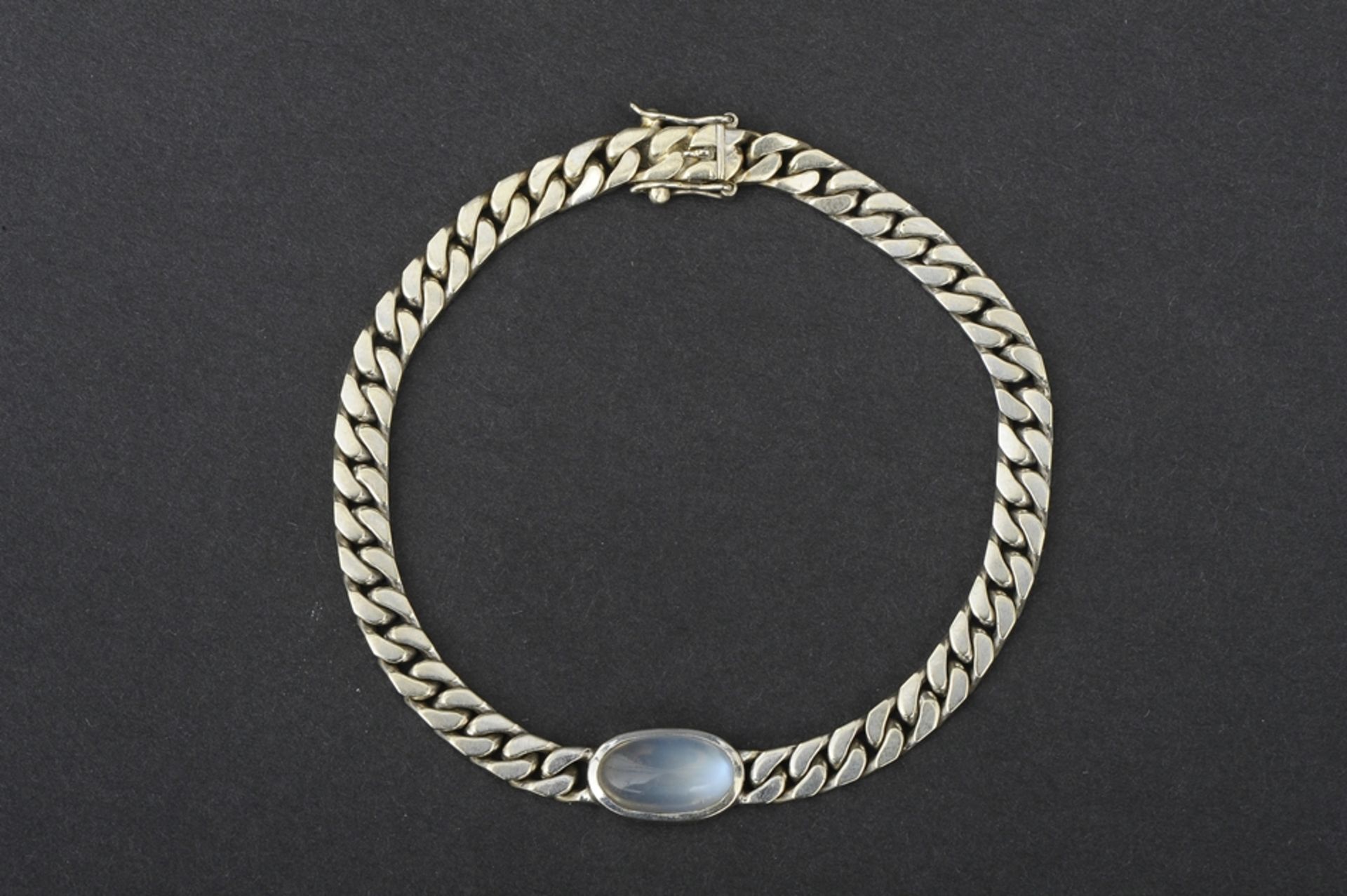 18 k Weißgold Gliederarmband mit lüstrierendem Farbstein - Cabochon besetzt, Sicherheitsverschluss, - Image 3 of 7