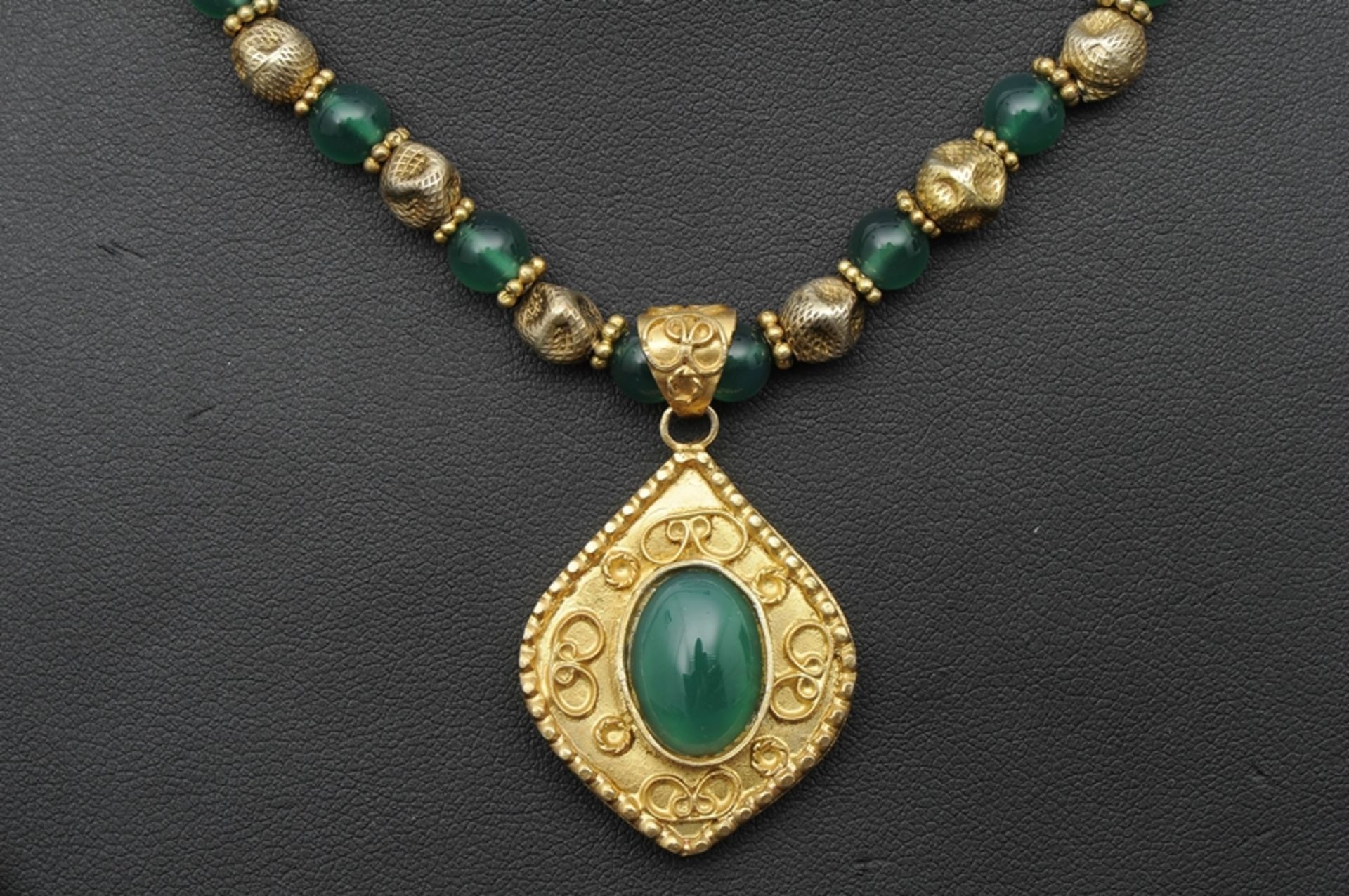 3teiliges Schmuckset, bestehend aus Halskette mit Anhänger (Länge der Kette ca. 45 cm, Länge des An - Image 2 of 6