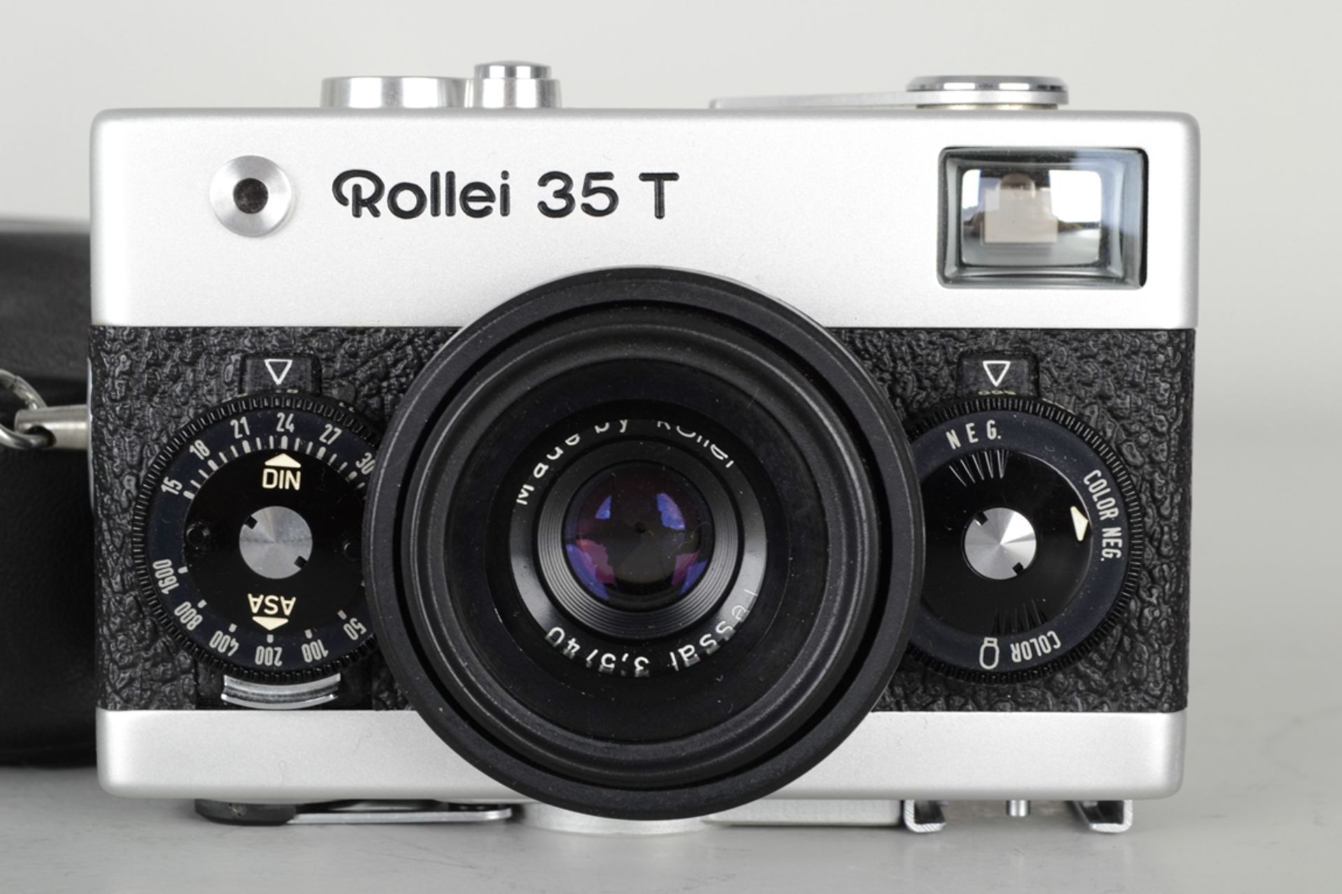 2 ältere Photokameras: 1x Rollei 35 T, 1x Minox 1: 3,5/ f= 15 mm. Beide ungeprüft. Optisch schöner - Image 2 of 15