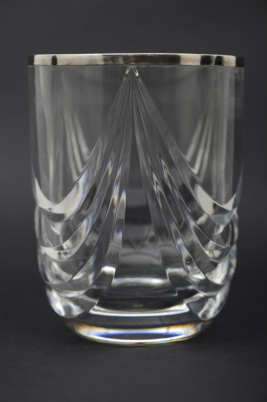 Schwere, farblose, dickwandige Kristallglas-Vase mit 925er Sterlingsilber-Abschlussrand, Höhe ca. 2