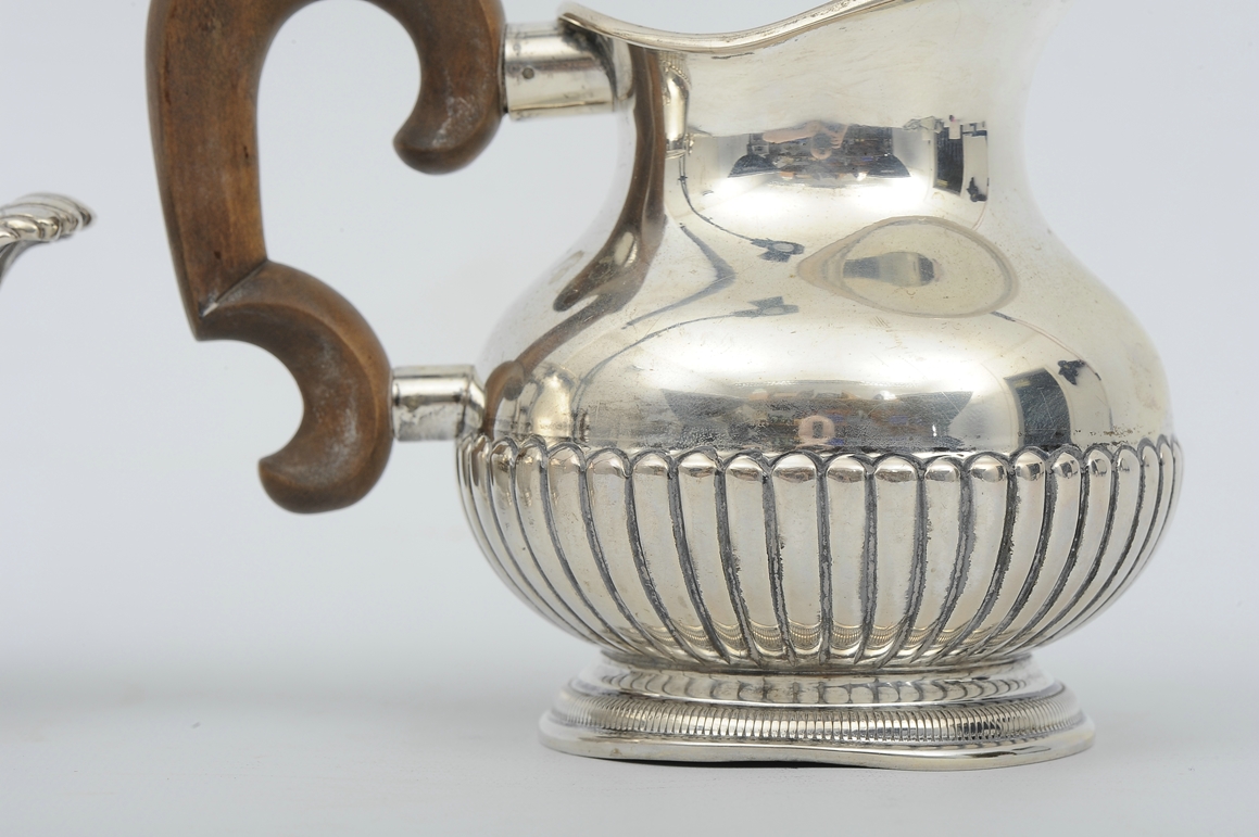 5teiliges Tee- und Kaffeeservice, 800er Silber massiv, bestehend aus Teekanne (Länge ca. 26 cm, ca. - Image 17 of 21