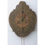 Großer, antiker Einzeiger-Vorderzappler, ornamental gestaltete Messingblechziffernblatt - Umrahmung