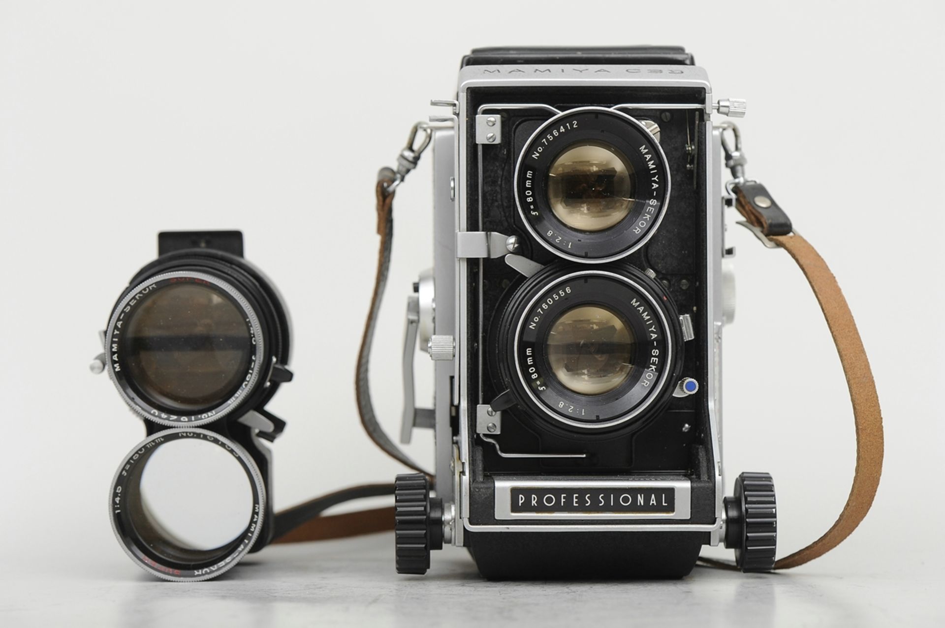 "MAMIYA C 33" - Professional-Stereokamera, mit Mamiya-Sekkor Objektiven, 1.2,8, f=80mm, No. 756412