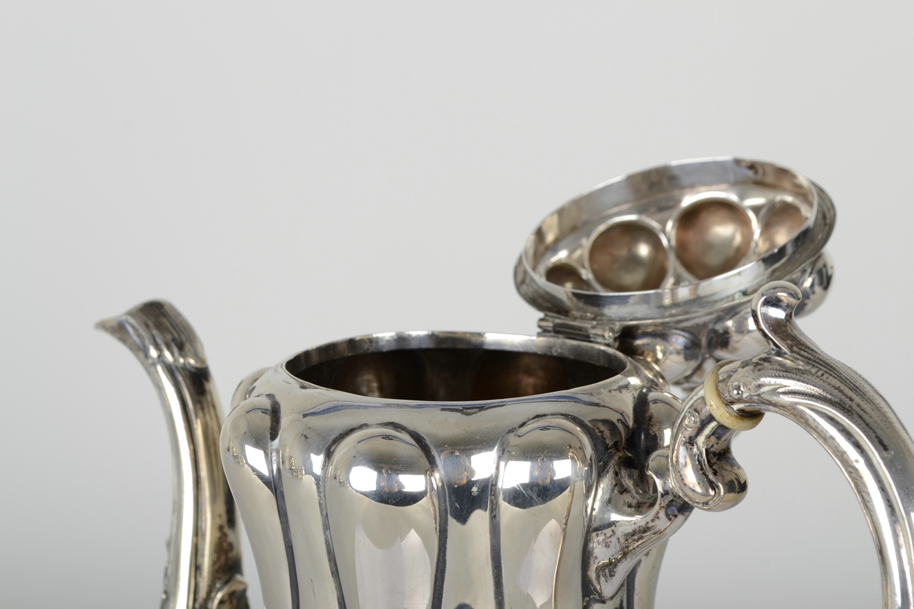Kernstück, 800er Silber, Kaffee- und Teekanne mit scharnierten Deckeln, Sahnekännchen und Zuckersch - Image 5 of 25