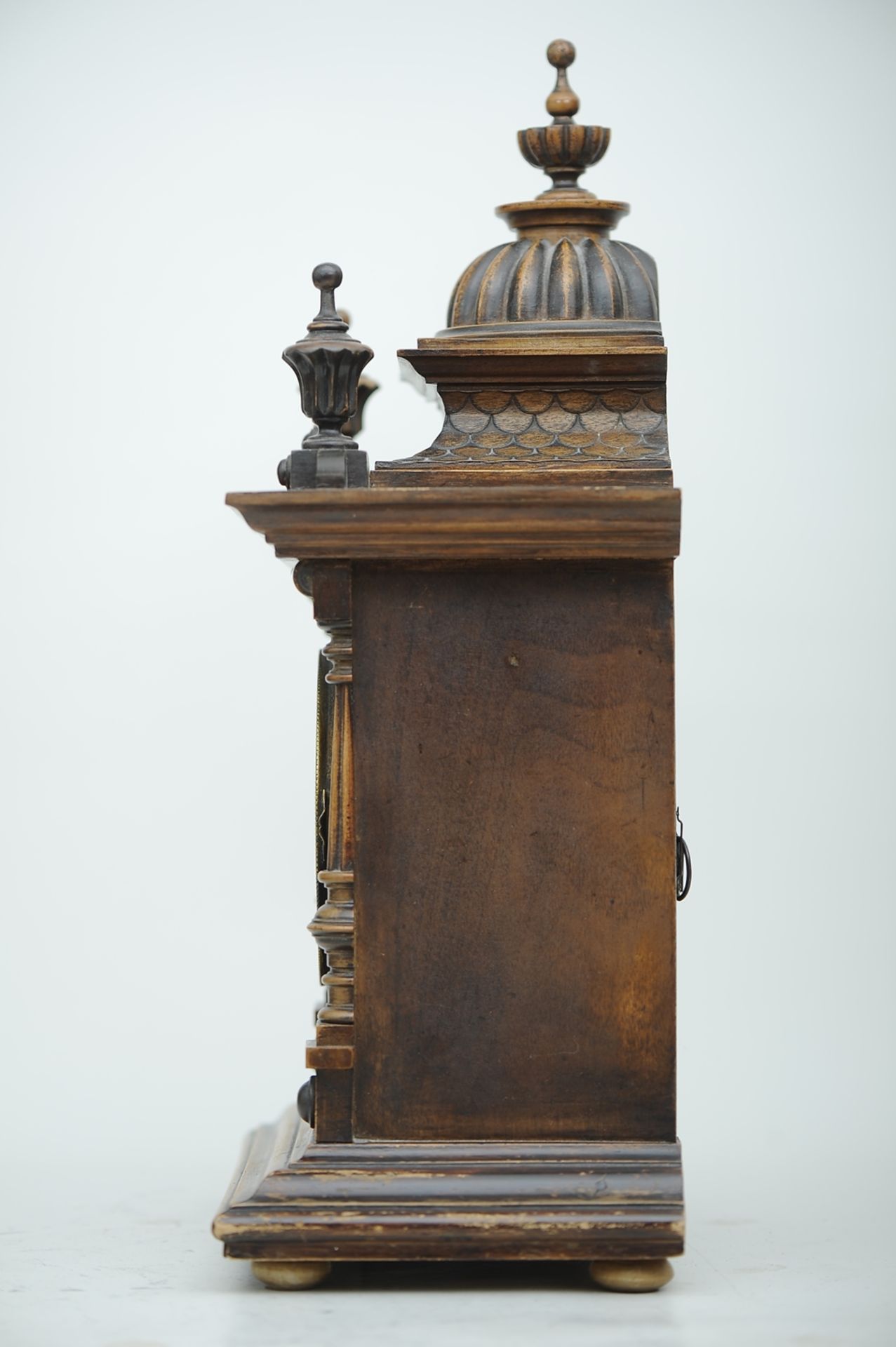 Kaminuhr, Historismus - "The Greenwich Clock" - aufwändig mit "Dachschindeln" und Türmchenabschlüss - Image 14 of 14