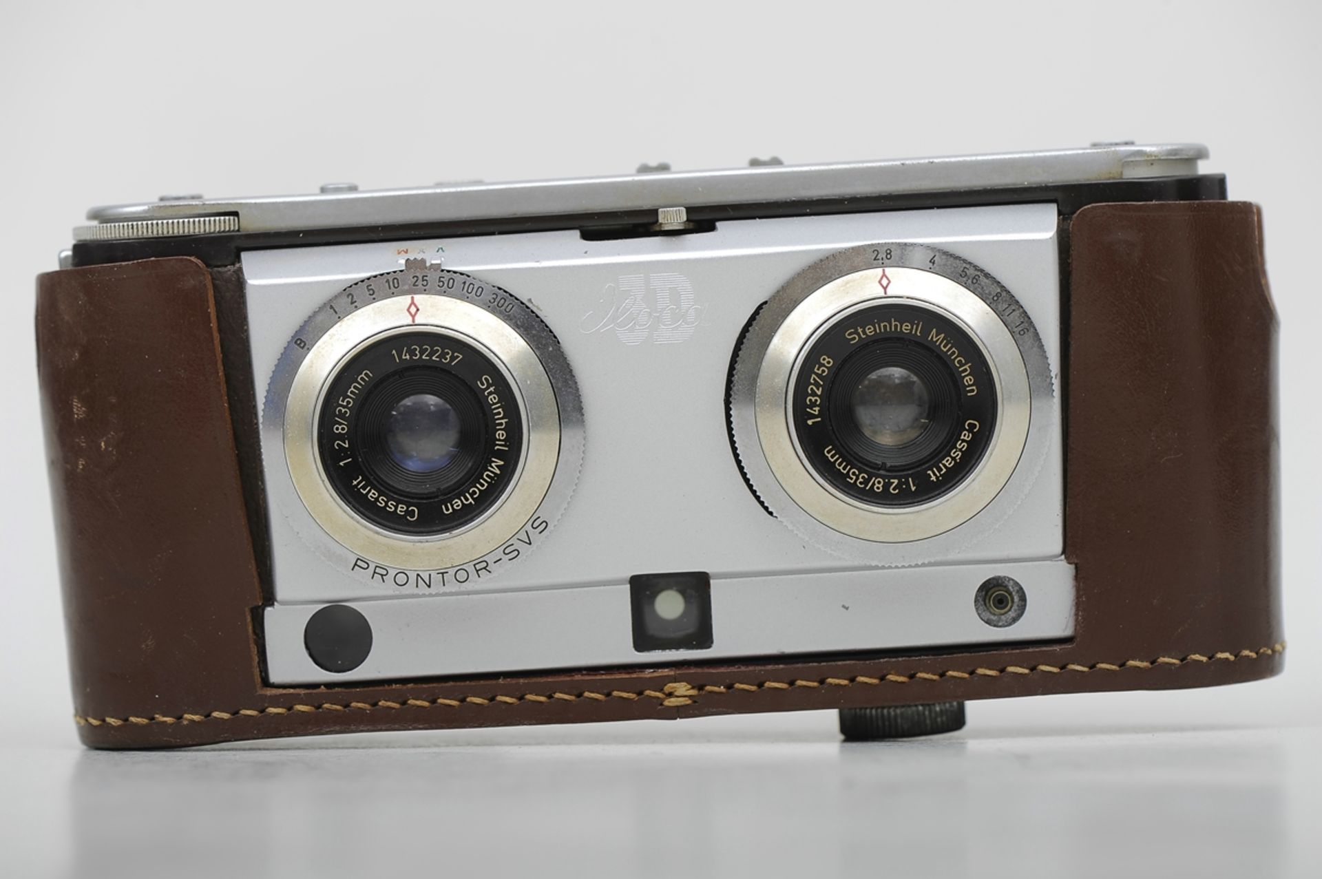 "ILOCA 3D" Stereo Rapid Kamera mit Steinheil Cassait-Objektiven 1:2,8/35 mm, No. 1432237 und 143275
