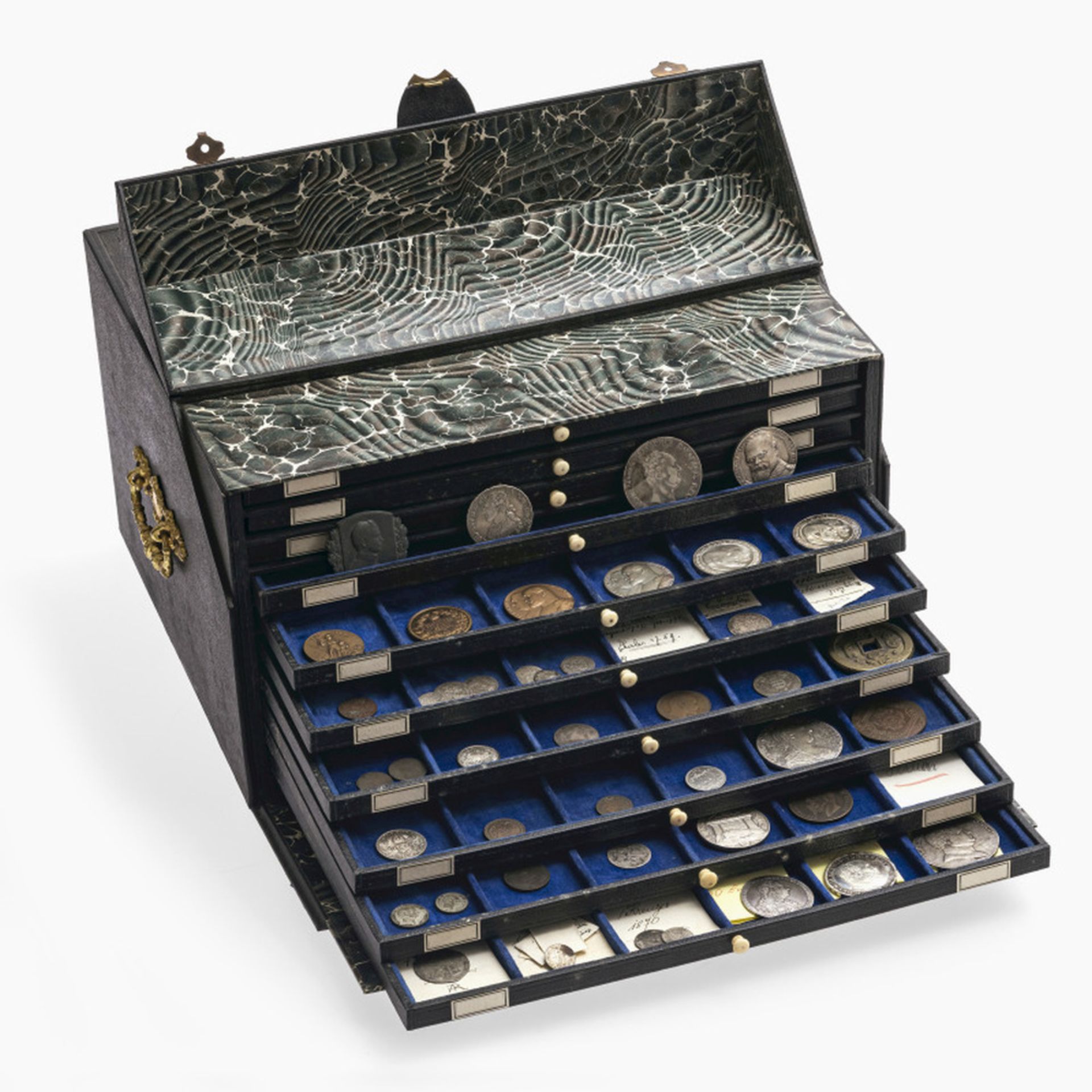 Münzkabinett mit 223 Münzen und Gedenkmedaillen/-münzen