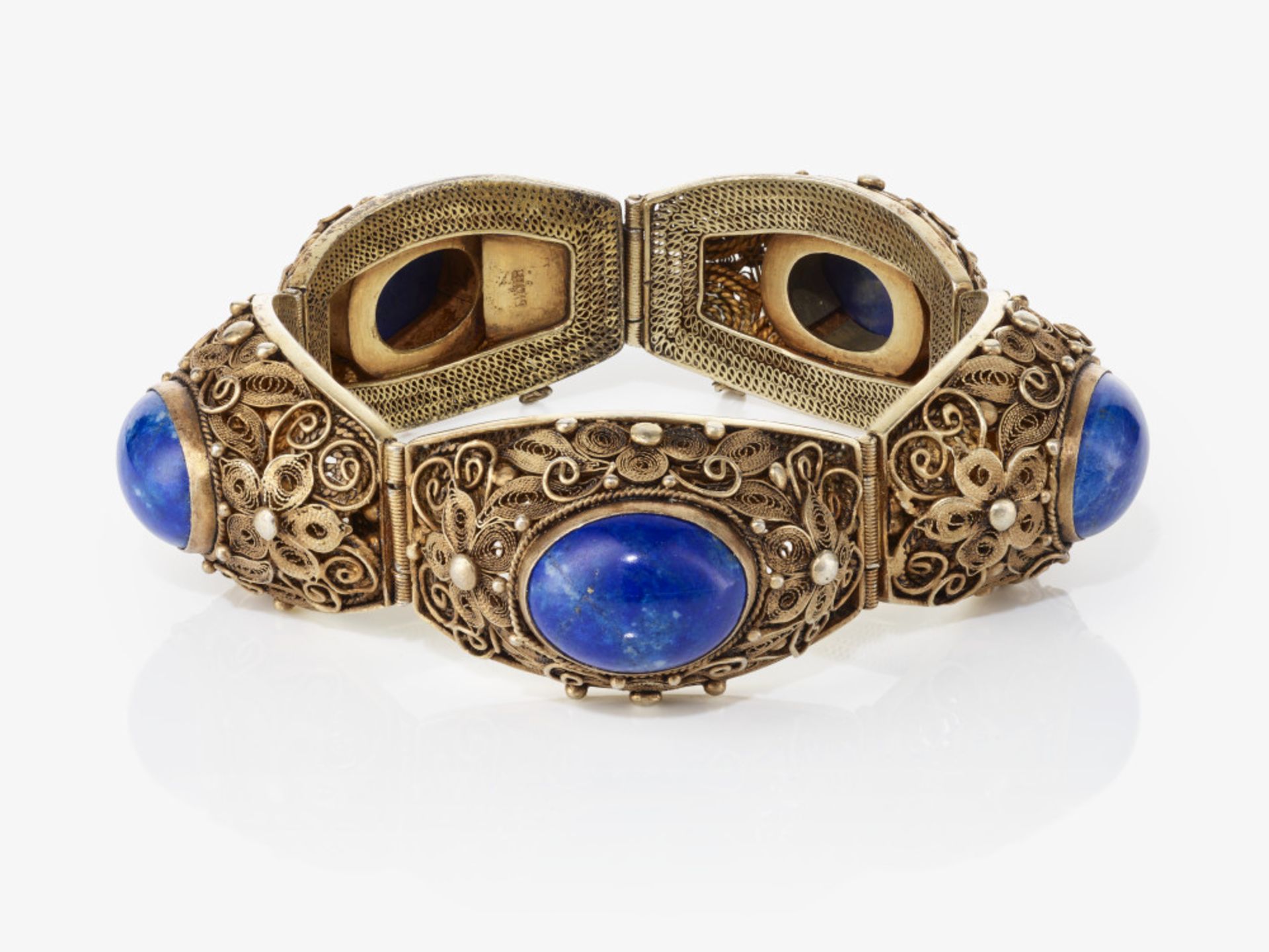 Kette, Armband, Brosche, ein Paar Ohrclips und zwei Ringe mit Lapislazuli und Email - Bild 3 aus 12