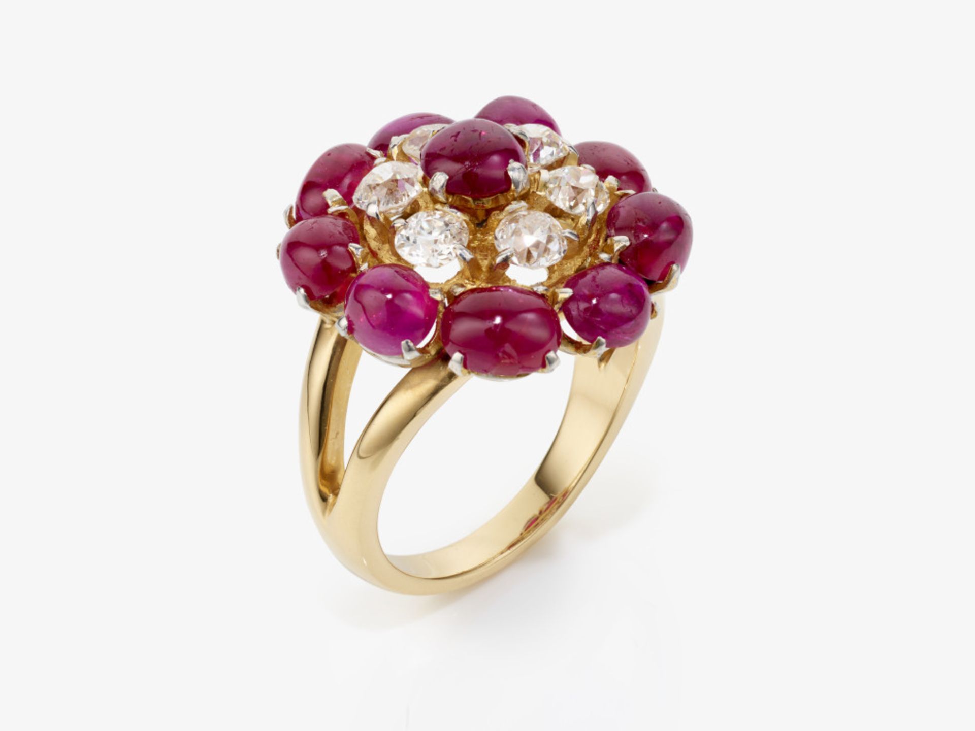 A cocktail ring decorated with fine rubies and old-cut diamonds - Image 2 of 4