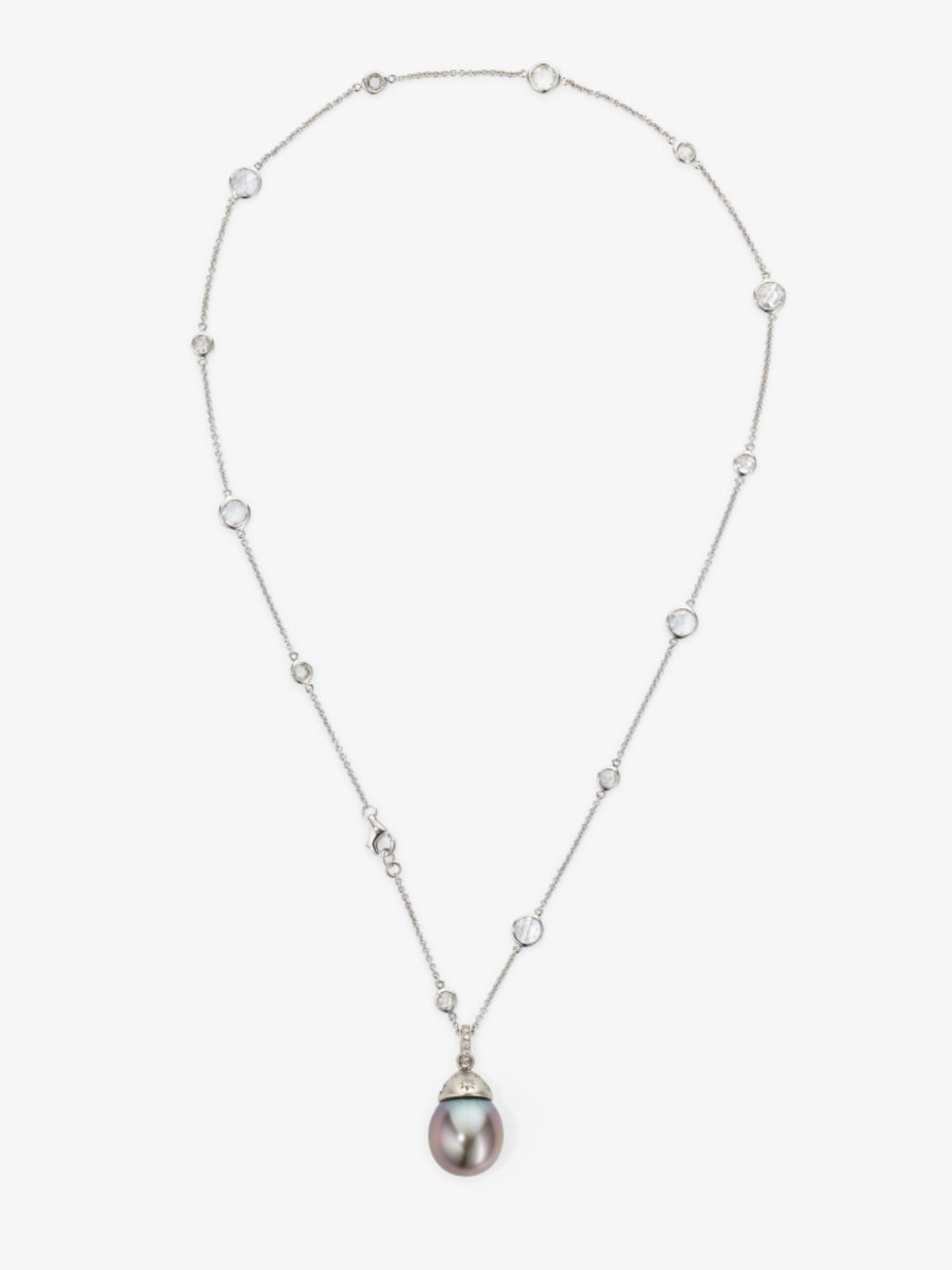 A delicate link chain necklace decorated with diamond roses and a South Sea Tahitian cultured pearl  - Image 3 of 4