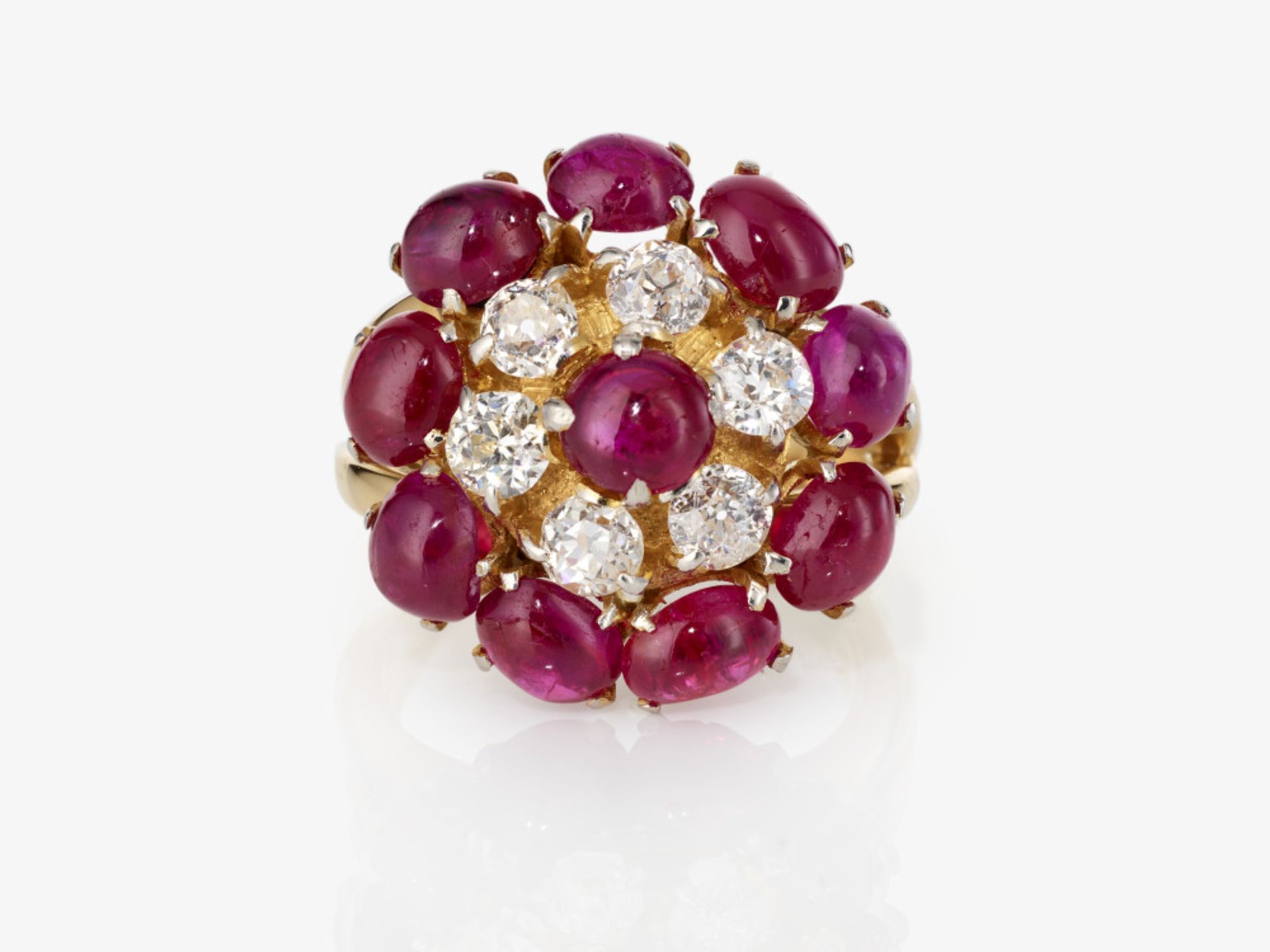 A cocktail ring decorated with fine rubies and old-cut diamonds - Image 3 of 4