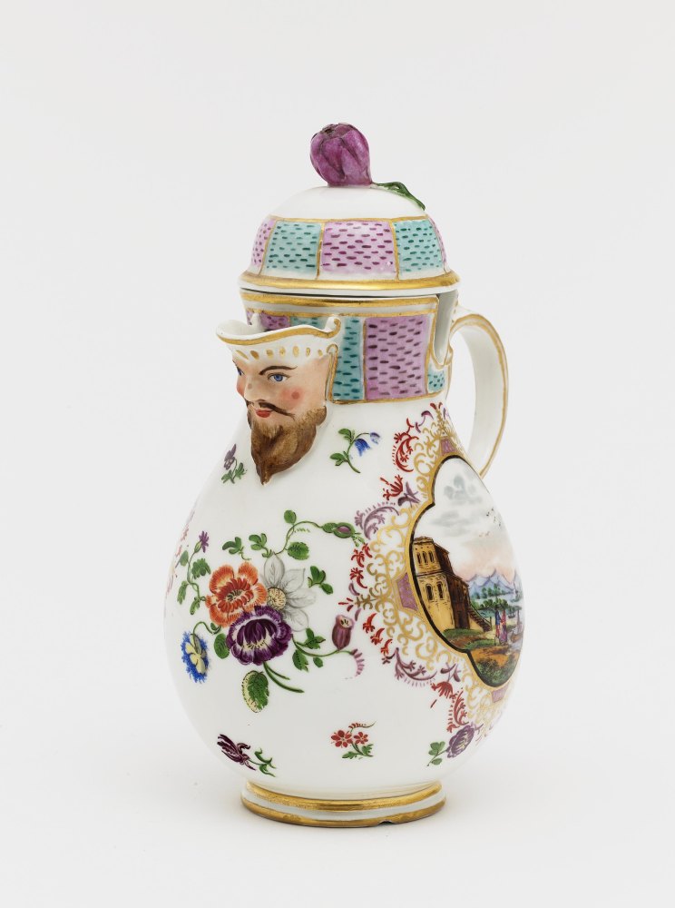 An oil jug - Image 4 of 6