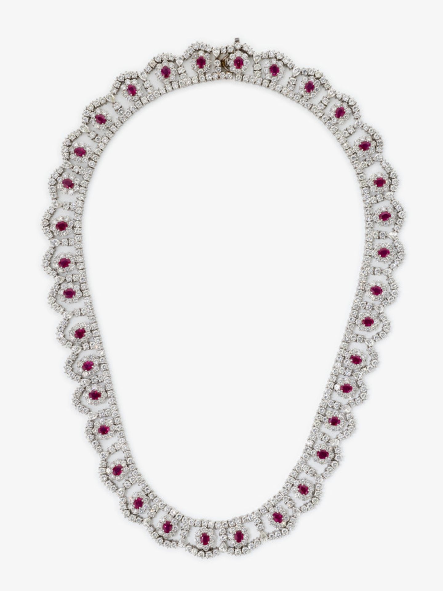 A necklace with rubies and brilliant-cut diamonds - Image 3 of 4