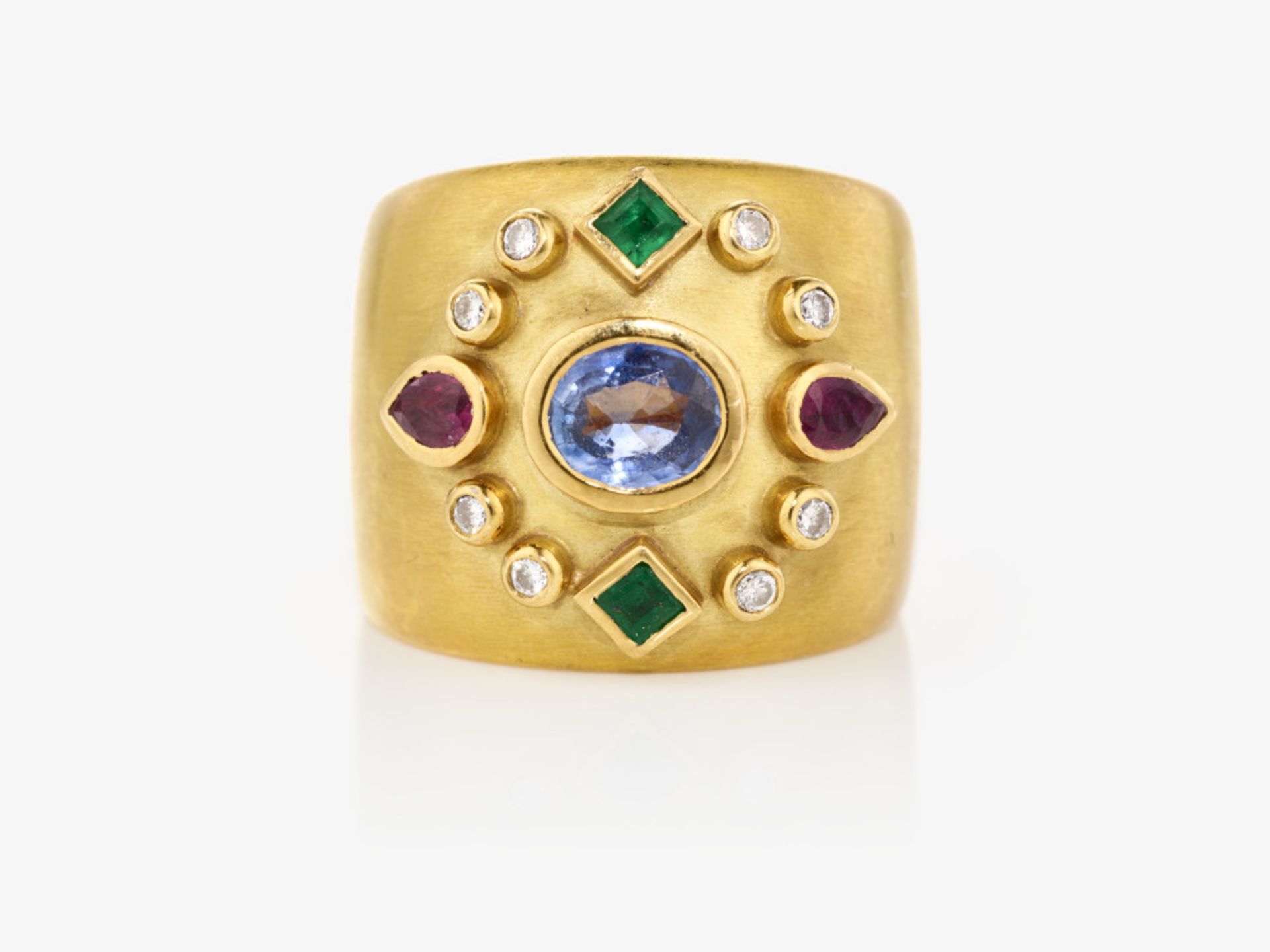 A ring with sapphire, rubies, emeralds and brilliant cut diamonds - Image 4 of 4