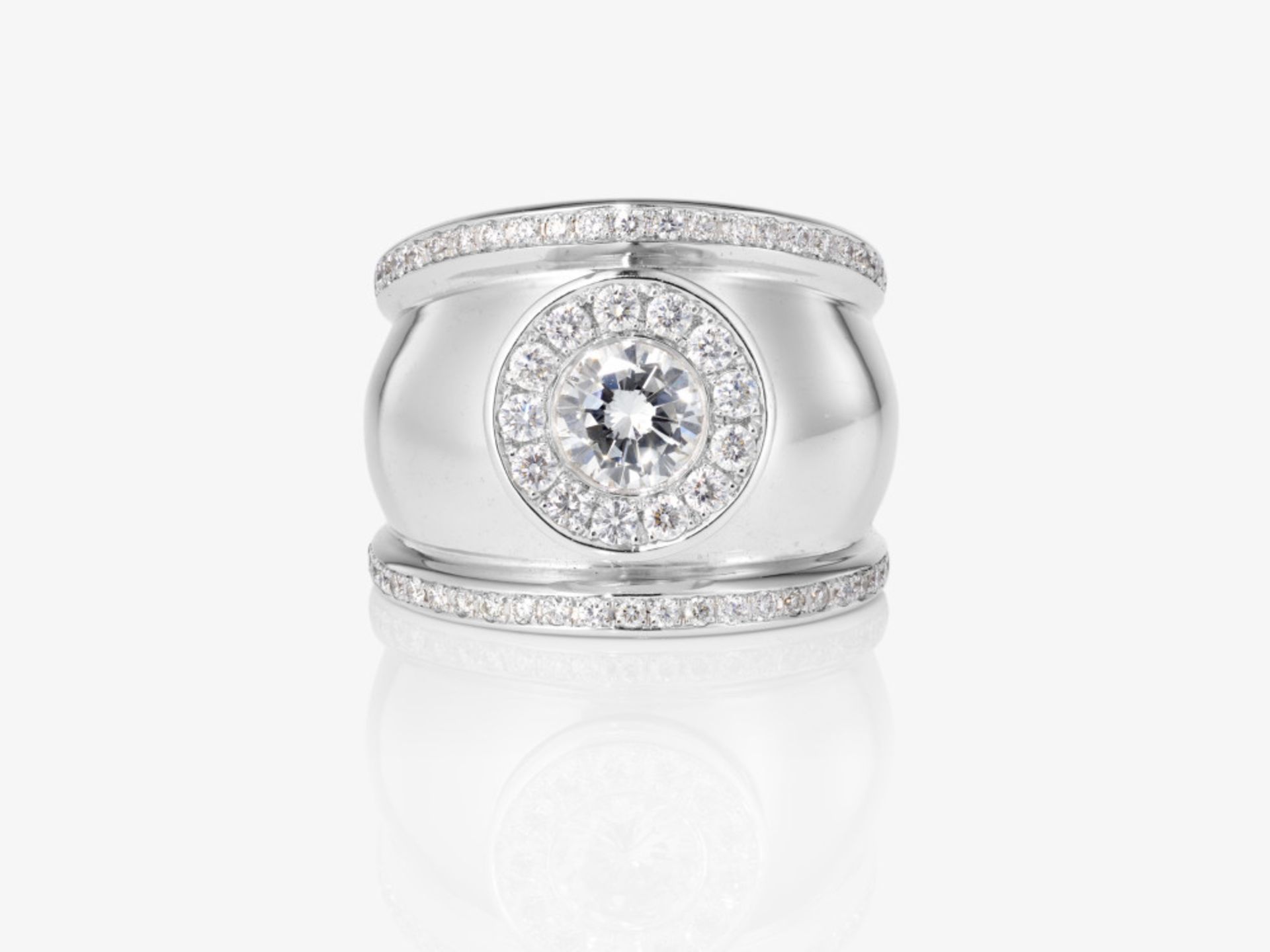 A magnificent cocktail ring decorated with brilliant-cut diamonds - Germany - Image 2 of 2