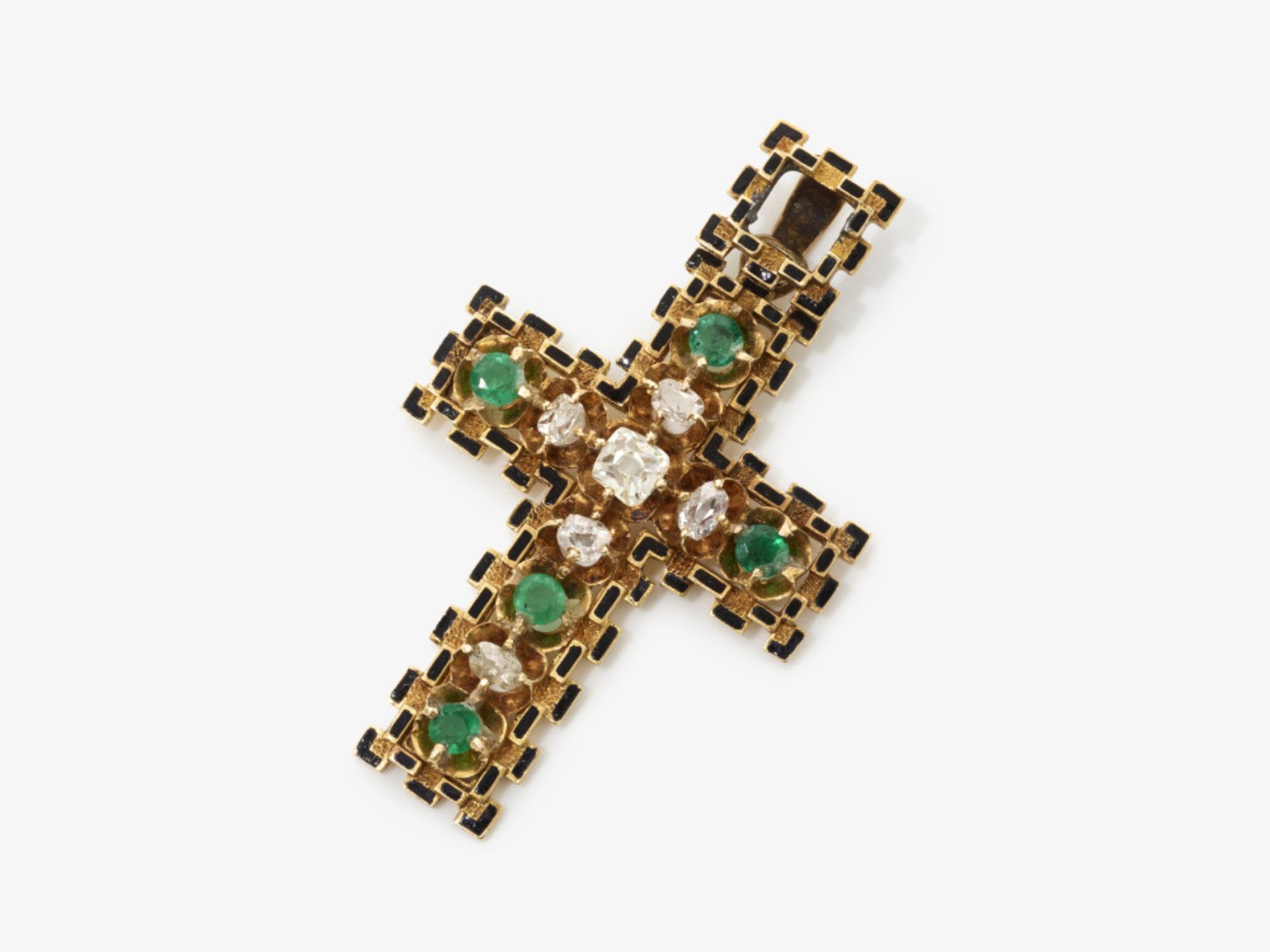 A cross pendant decorated with emeralds and old-cut diamonds - Italy, 1900s - 1910s